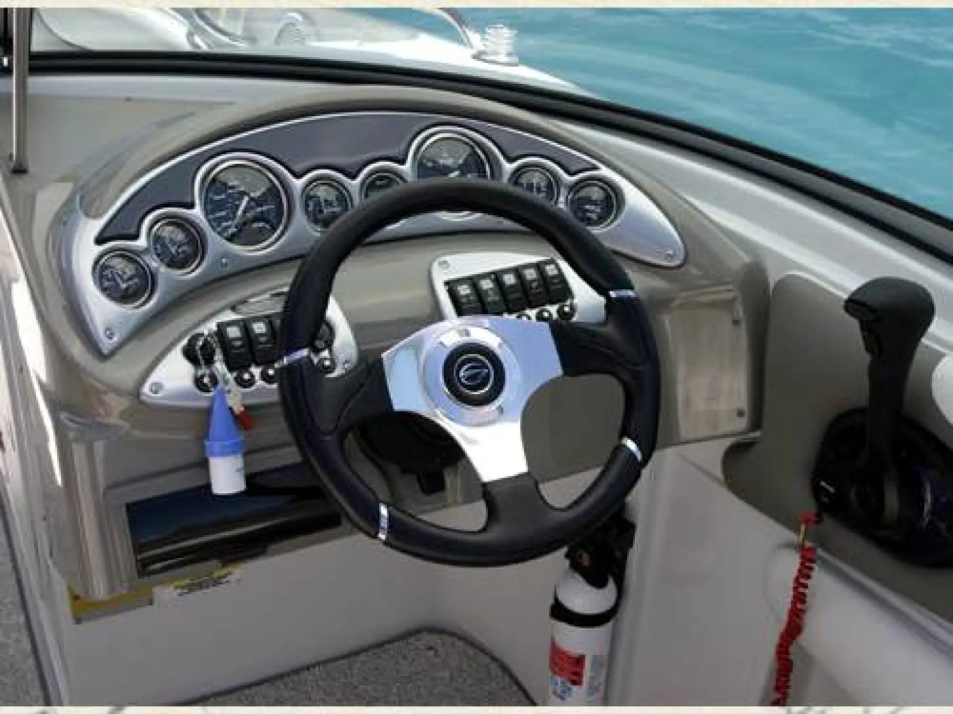 Crownline 220 LS — 3/7