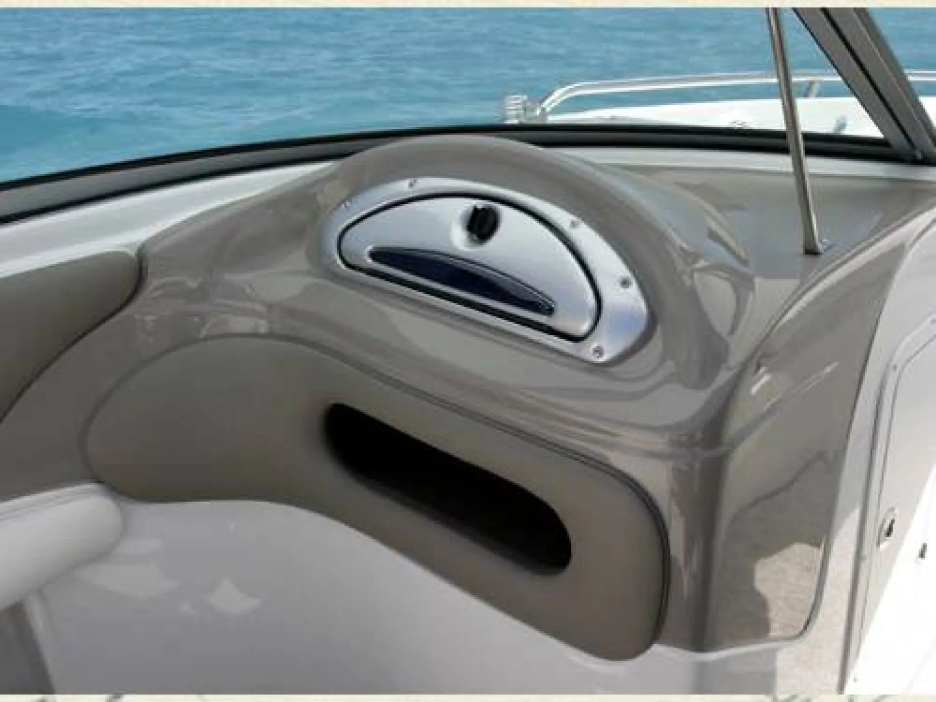 Crownline 220 LS — 5/7