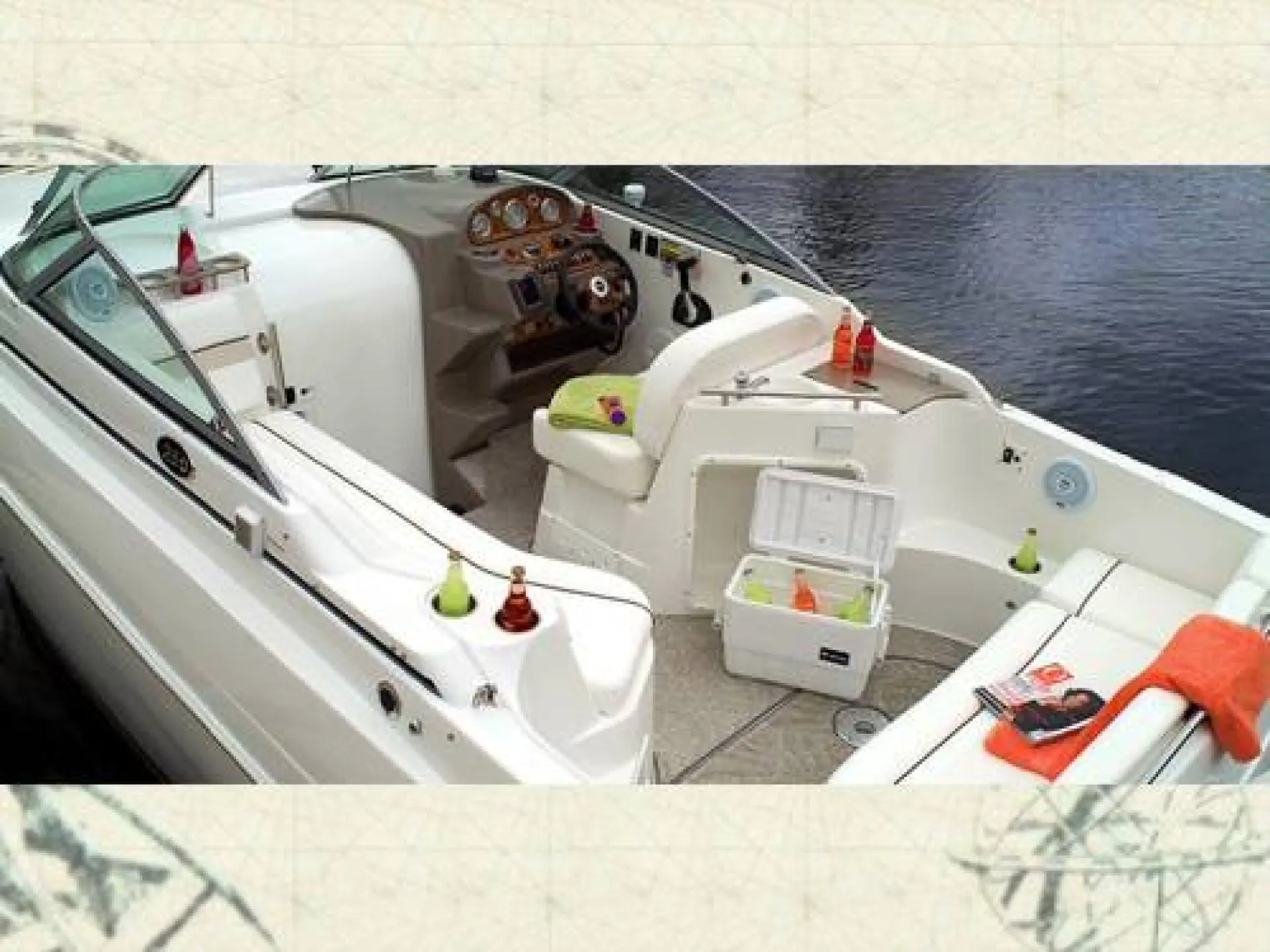 Rinker 250 Express Cruiser — 2/8