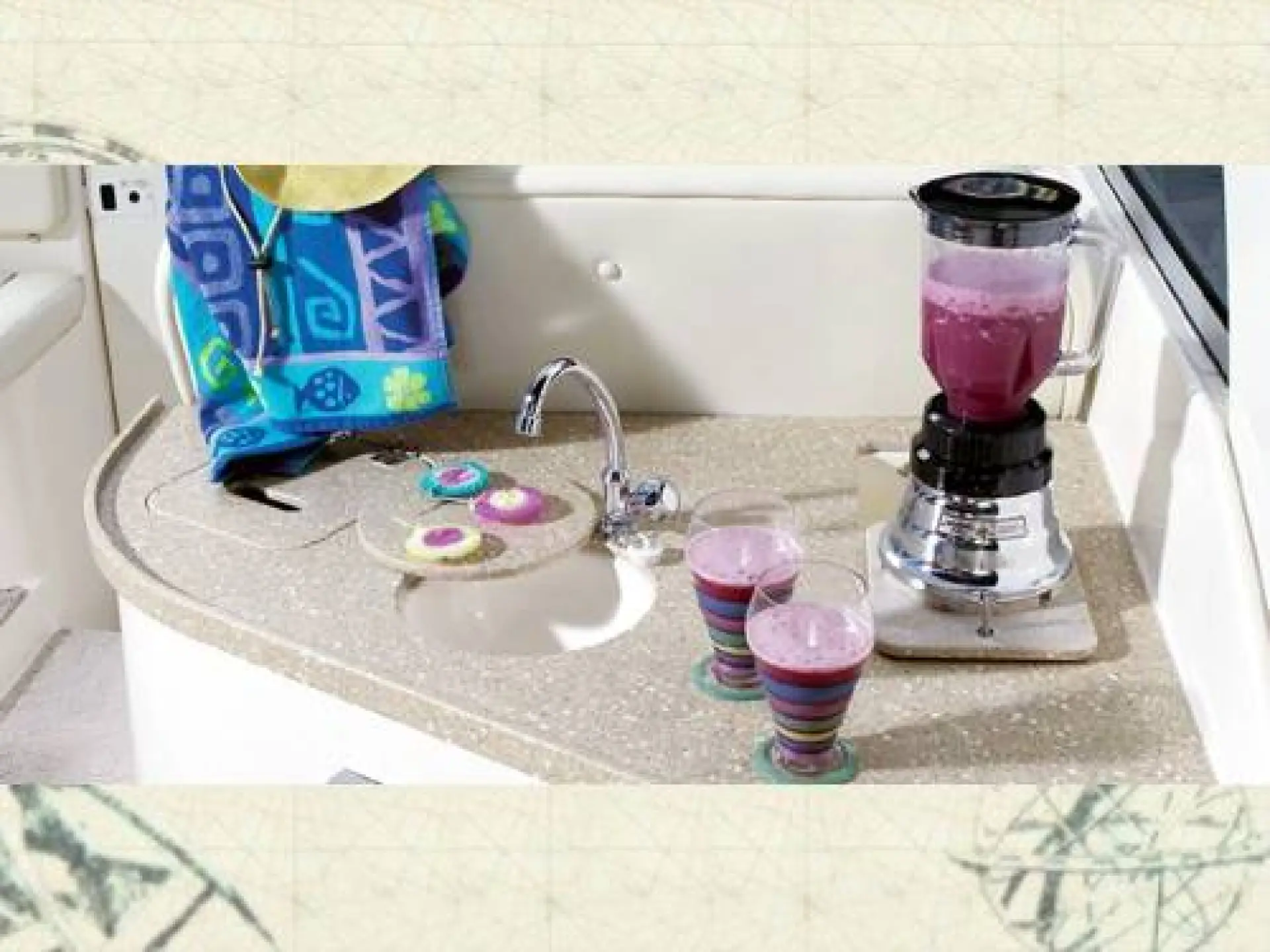 Rinker 320 Express Cruiser — 7/13