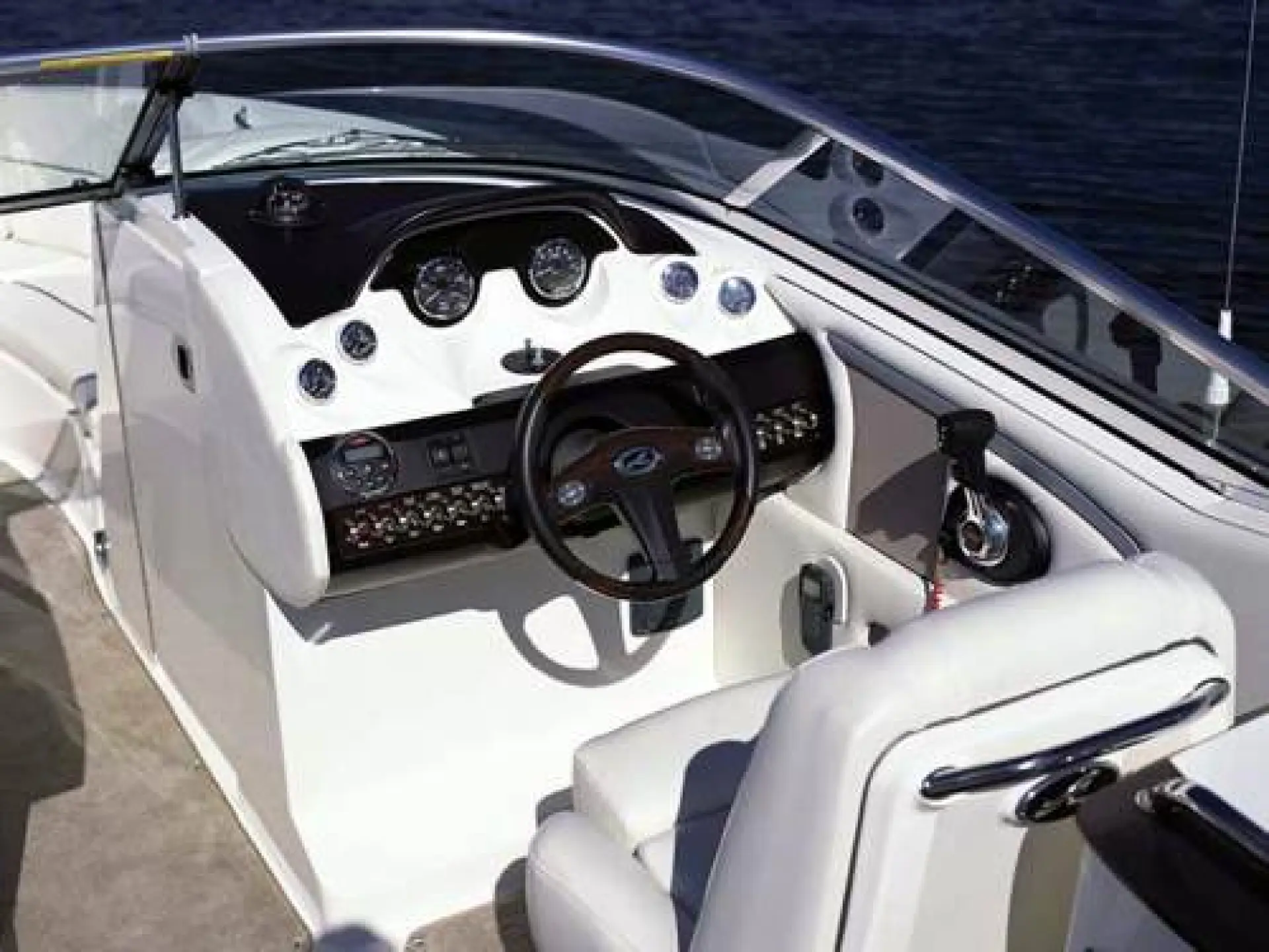 Sea Ray 250 Select EX — 7/10