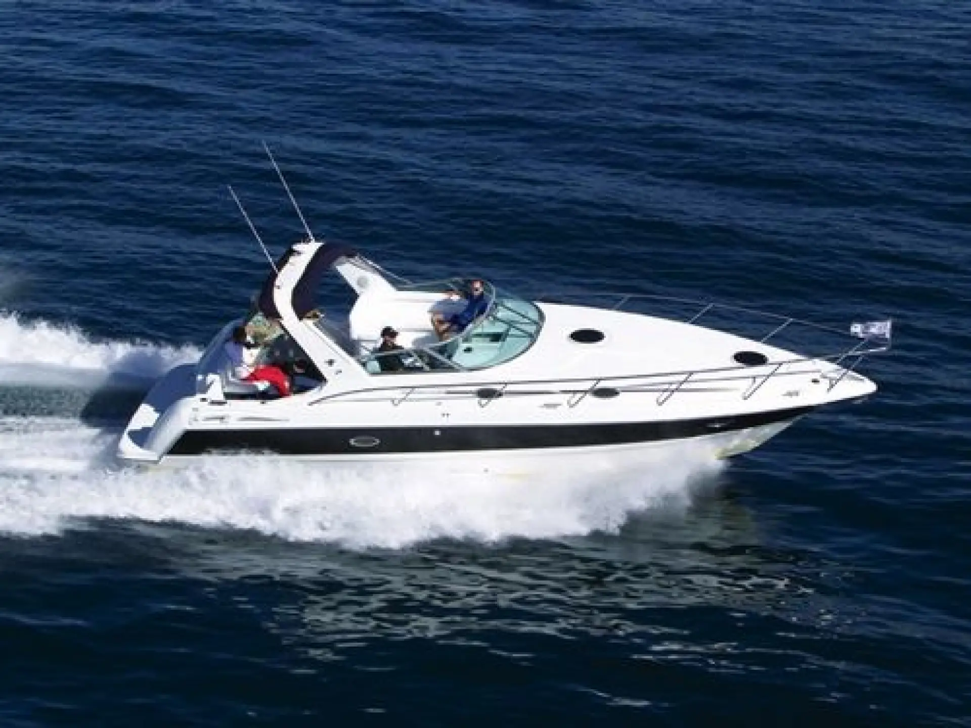 Mustang 3800 Sports Cruiser — 4/14