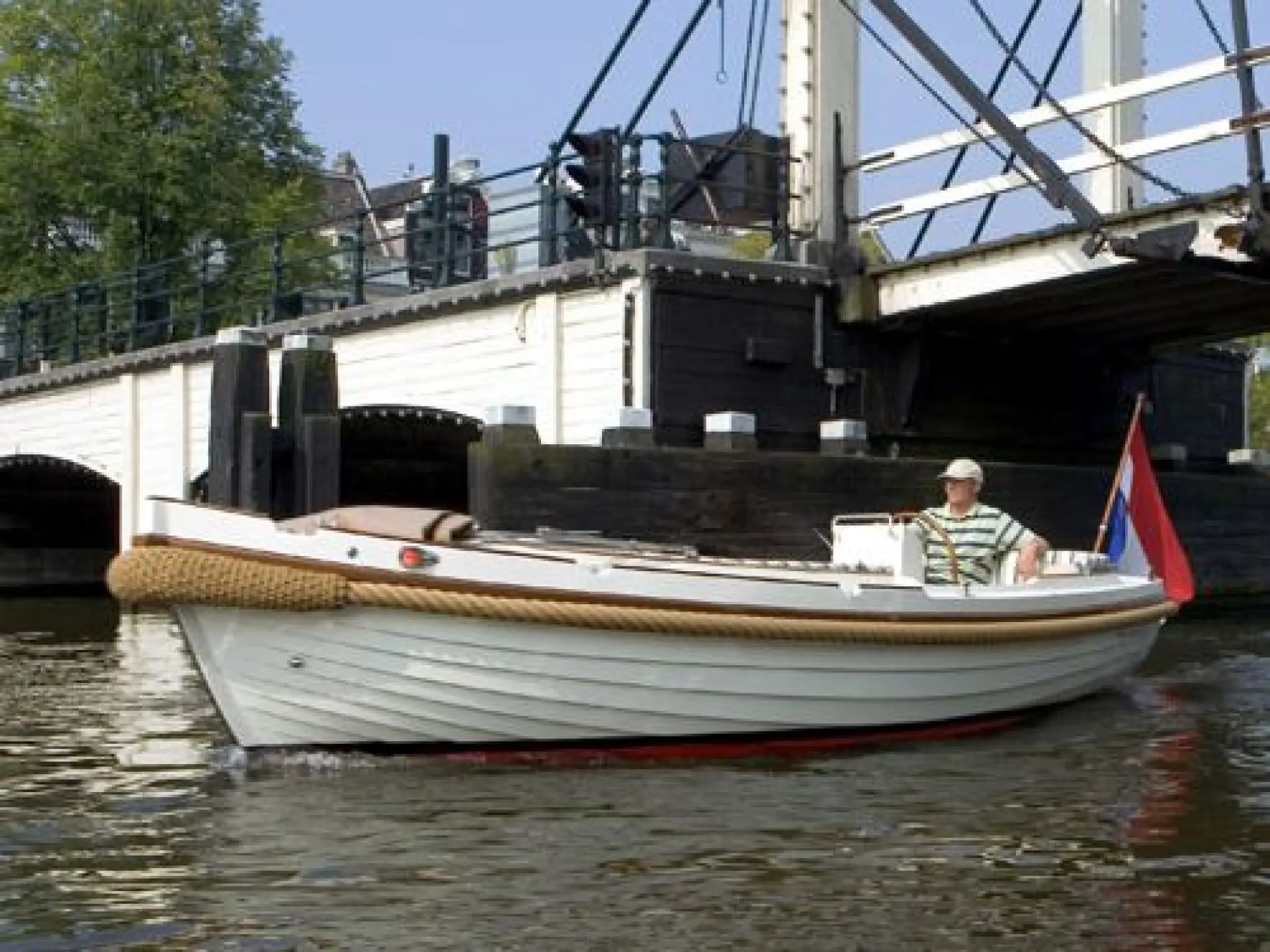 Interboat 20 — 4/10