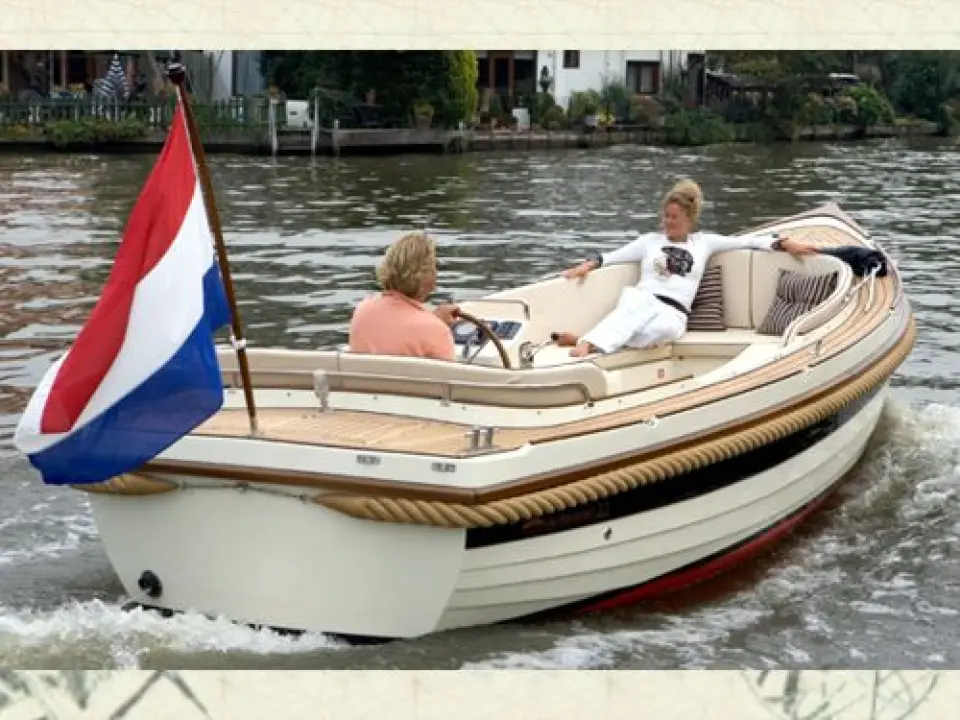 Interboat 22