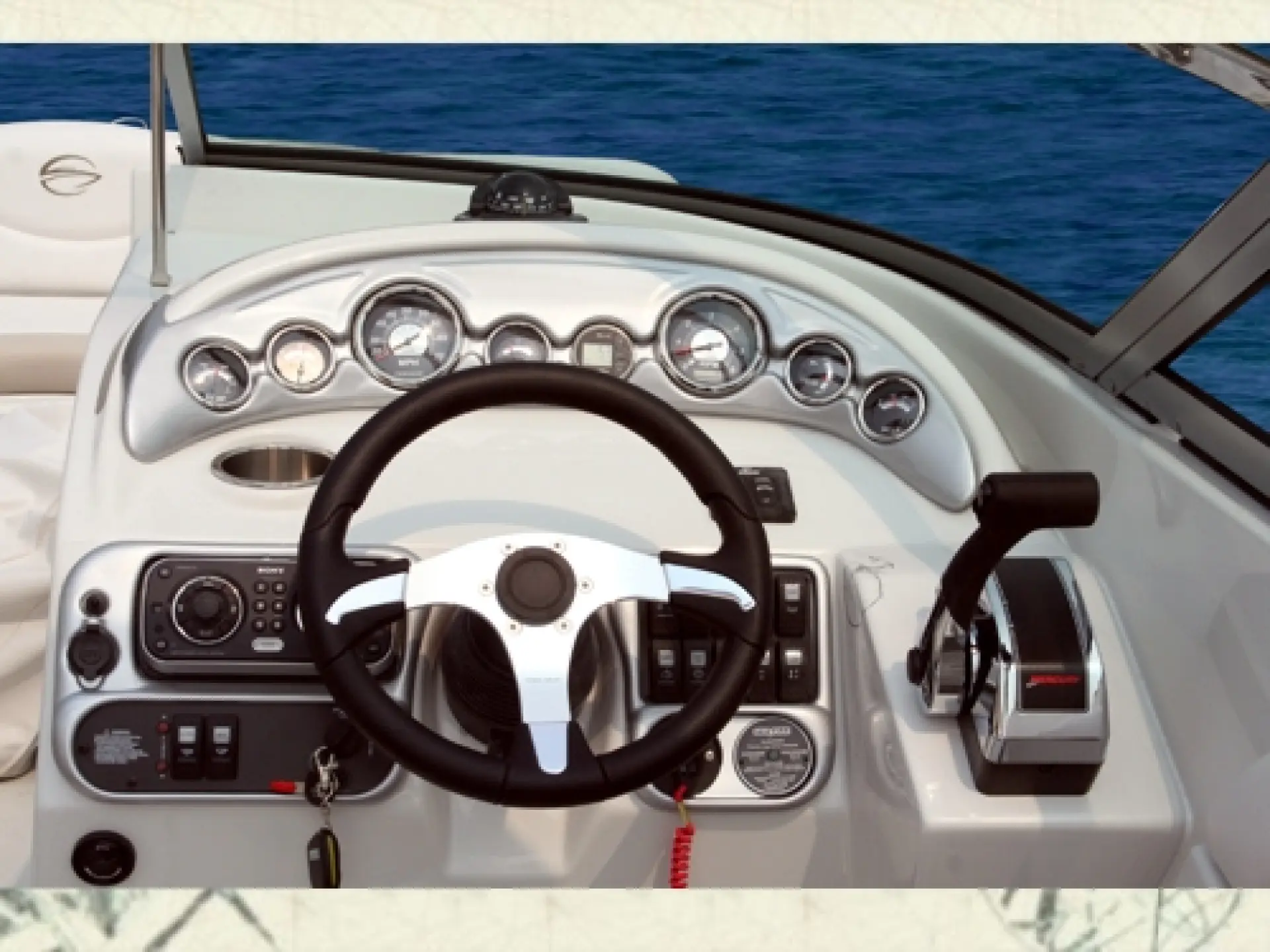 Crownline 300 LS — 2/5
