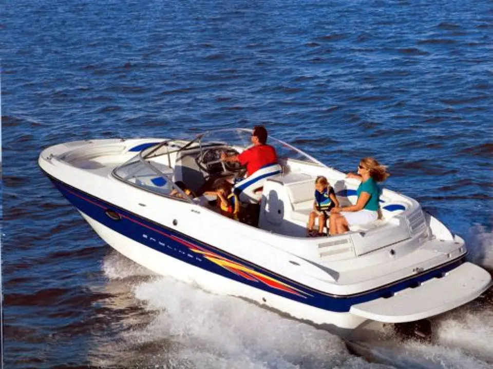 Bayliner 245 Bowrider · 2006