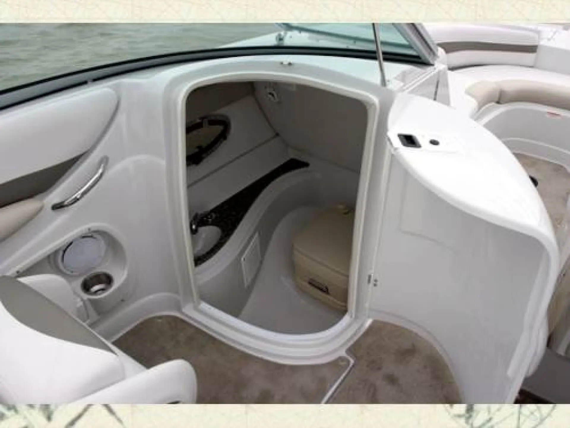 Crownline 252 EX — 5/6