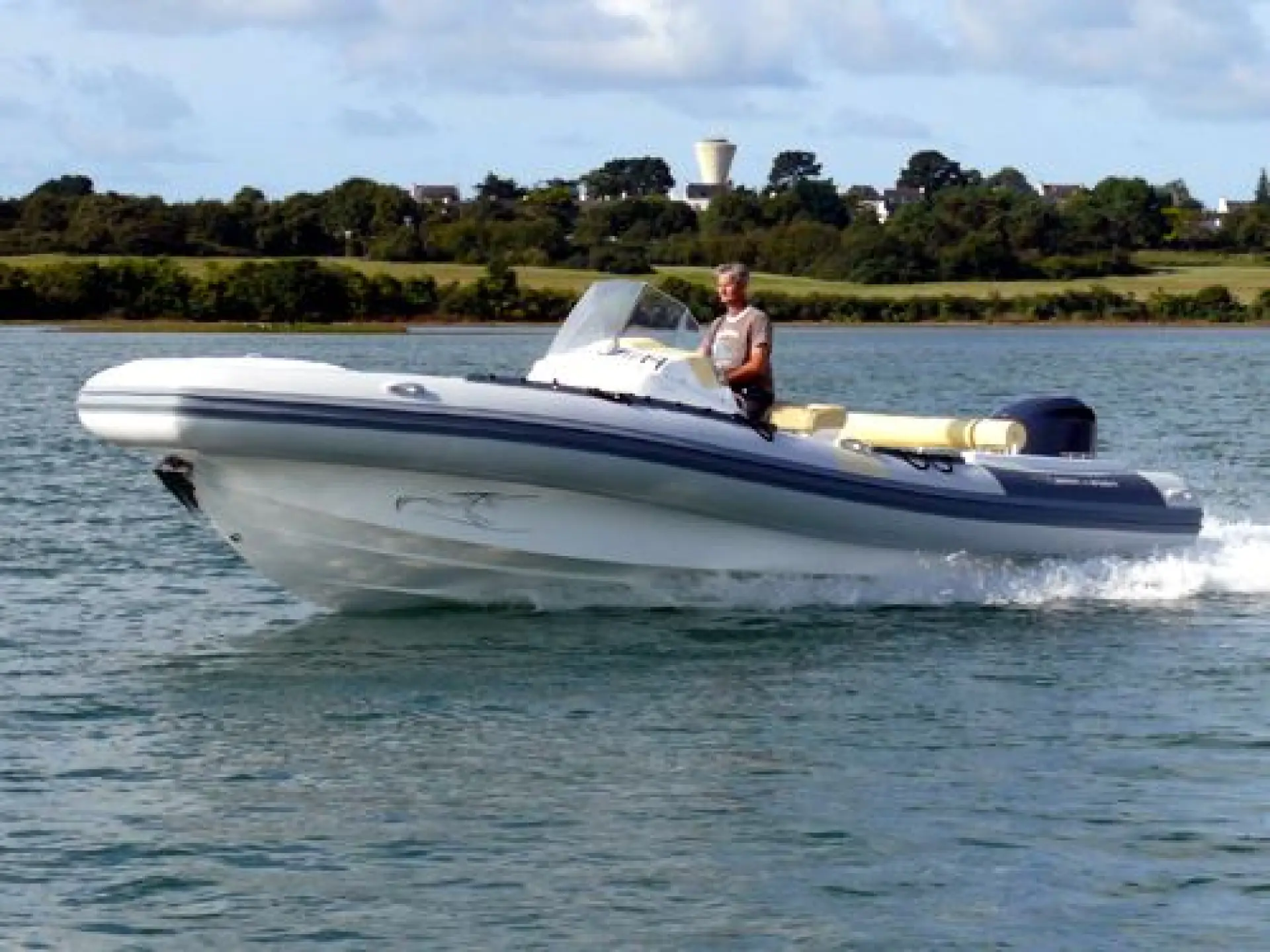 Sea Hawk 265 — 2/11