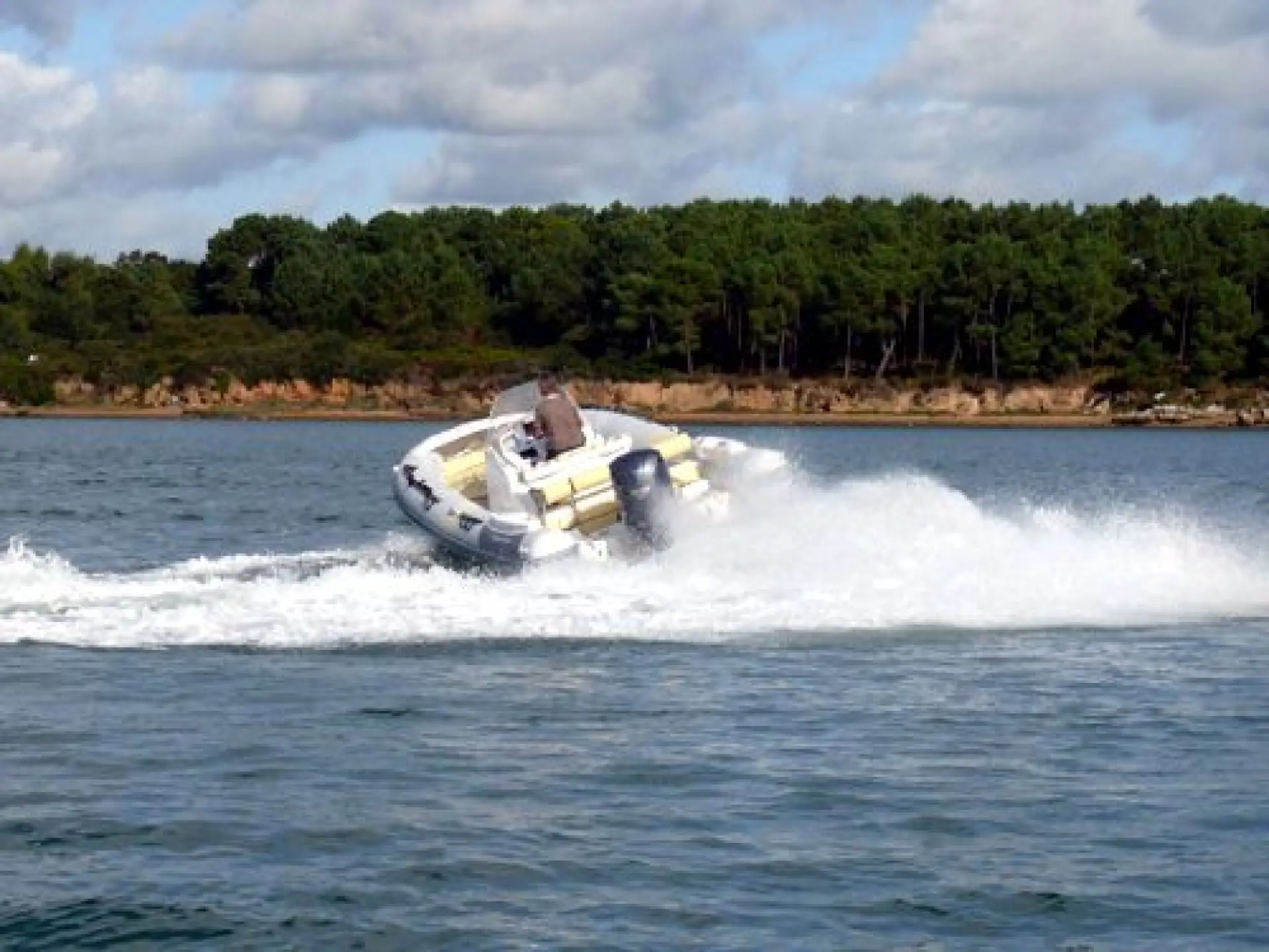 Sea Hawk 265 — 4/11