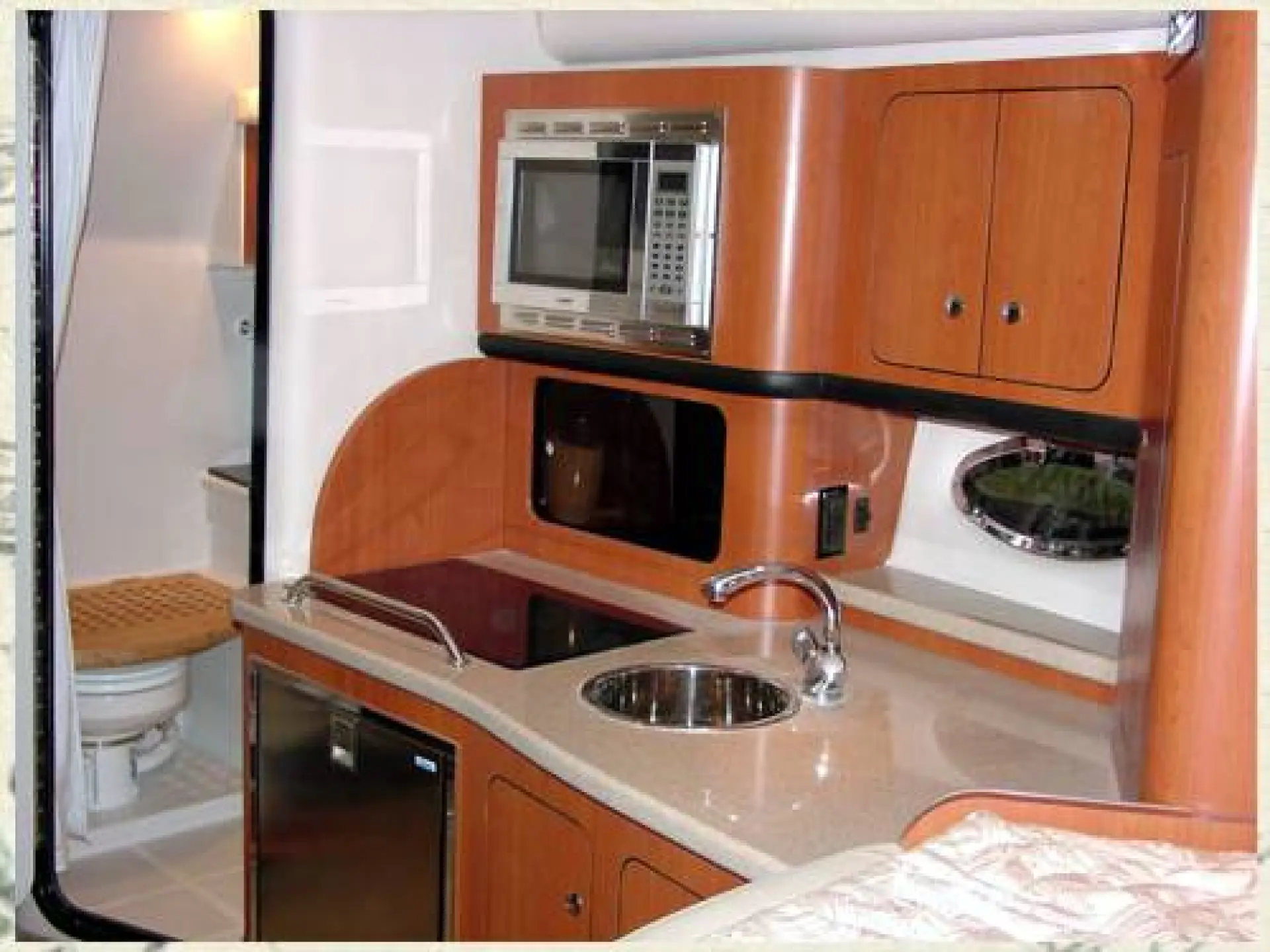 Crownline 340 CR — 9/9