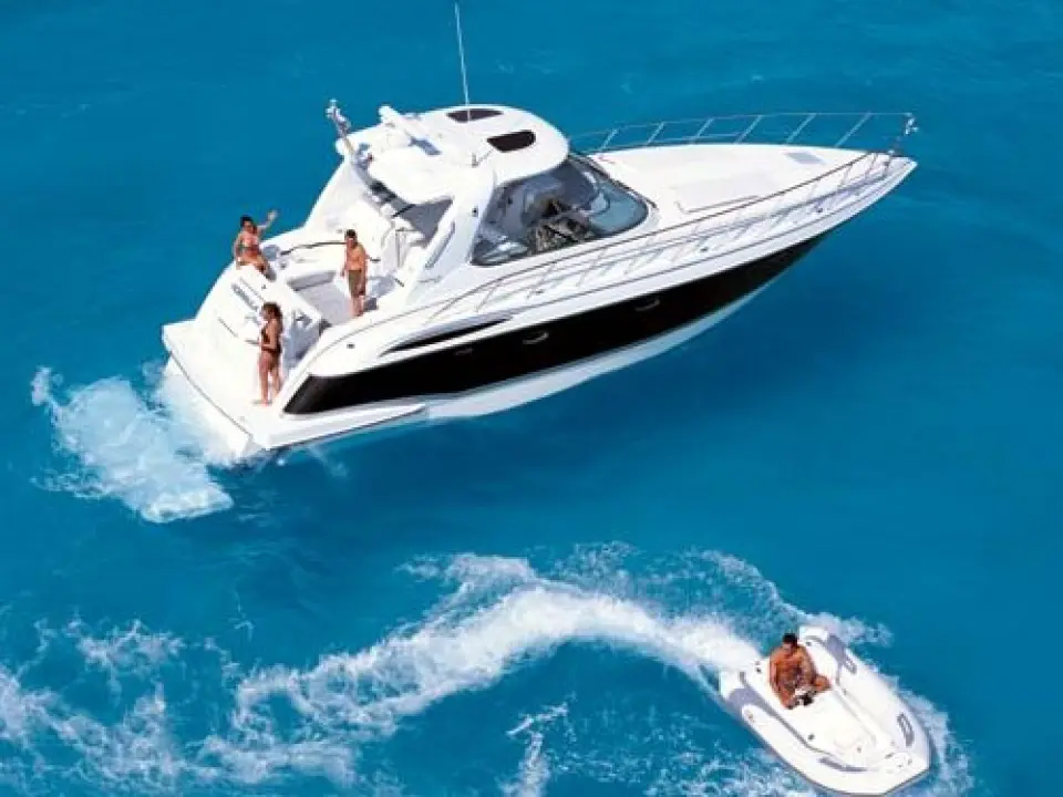 Formula 48 Yacht