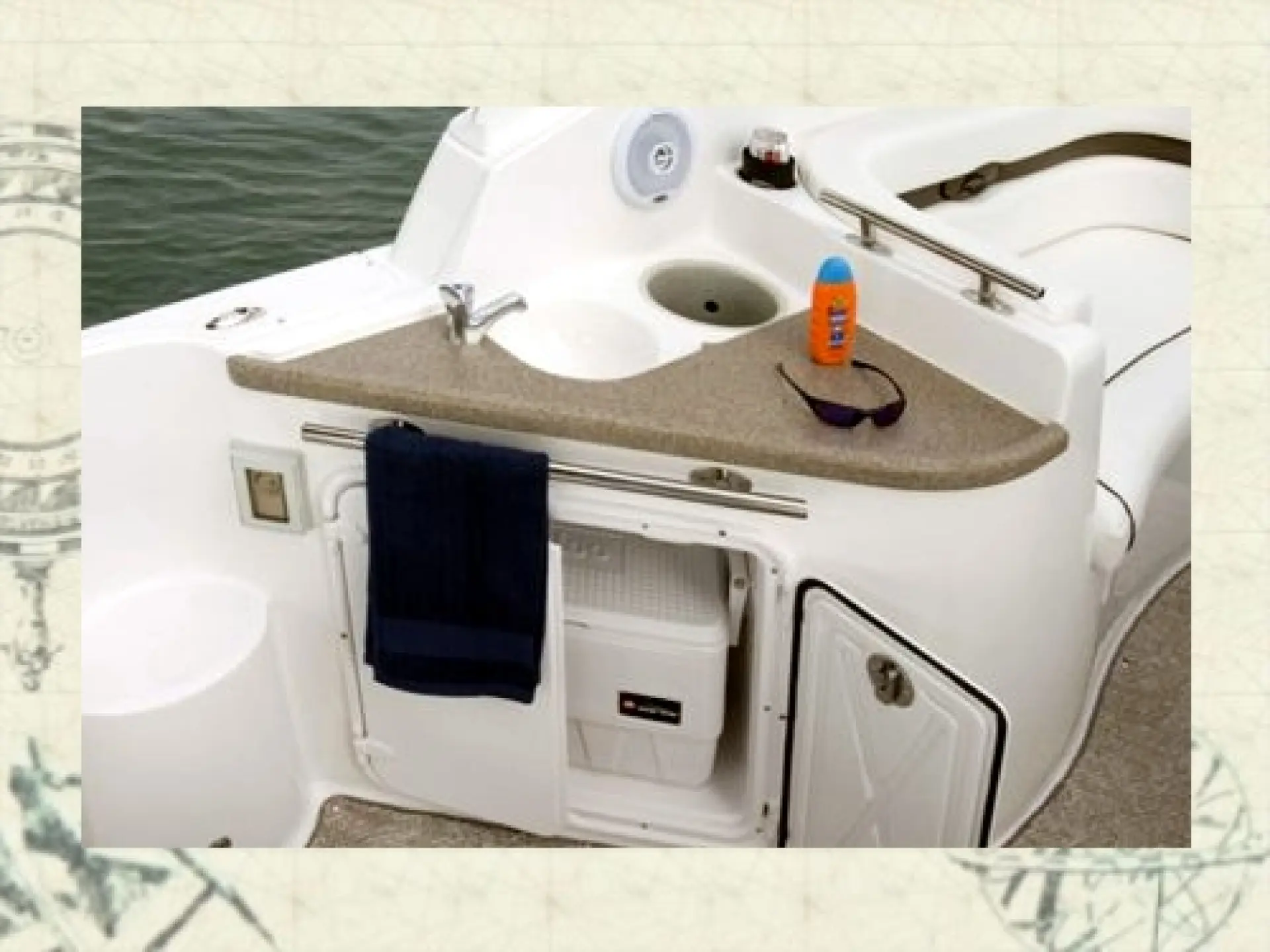 Rinker 260 Express Cruiser — 8/15