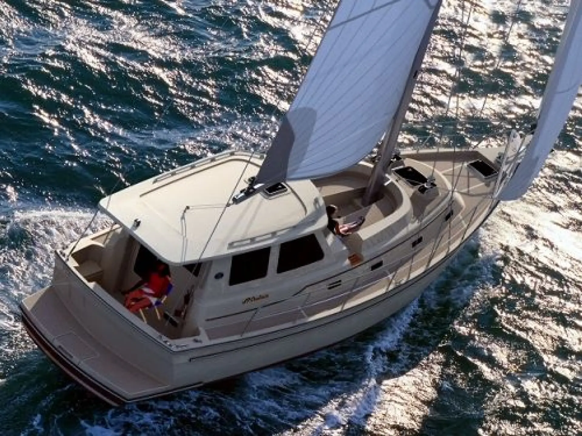 Island Packet Cruiser — 2/7