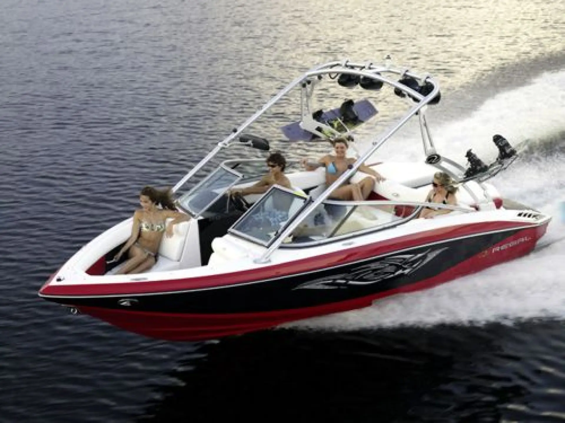 Regal 2100 Bowrider — 1/15