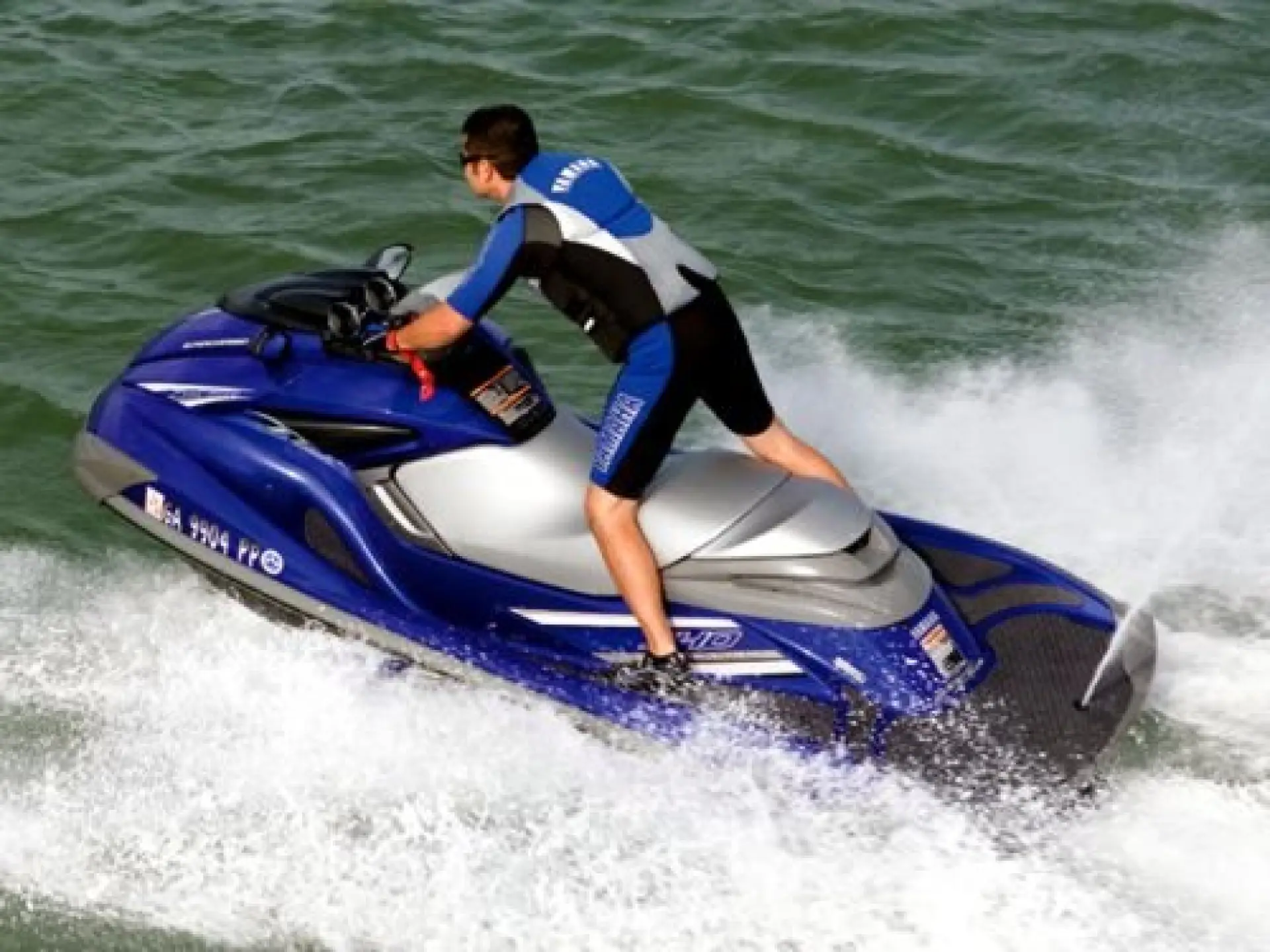 Waverunner FZR — 9/17