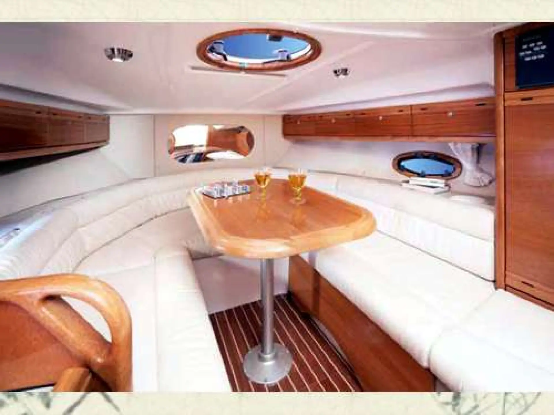 Bavaria 30 Sport HT — 5/8