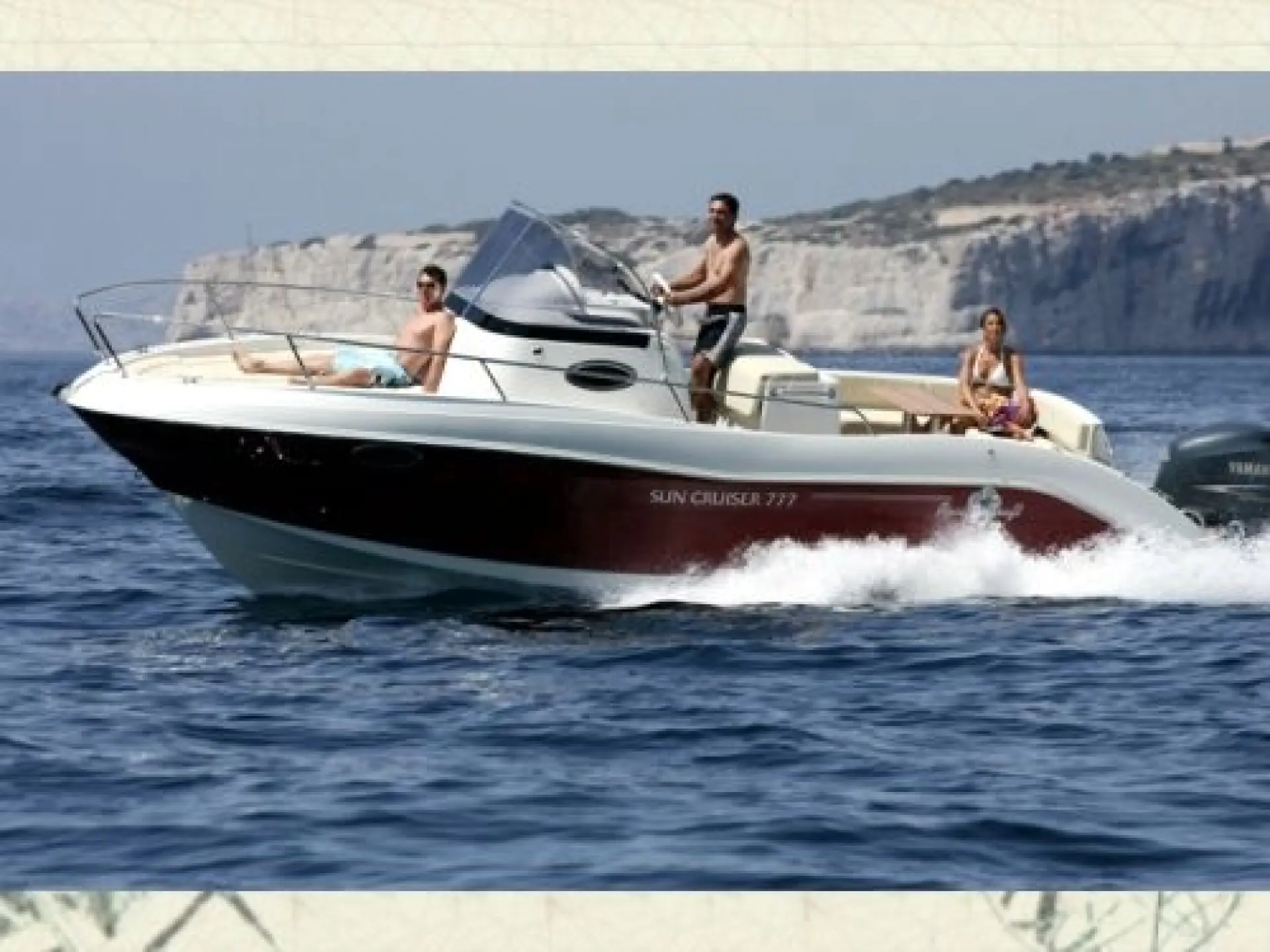 Pacific Craft 800 Sun Cruiser — 1/12