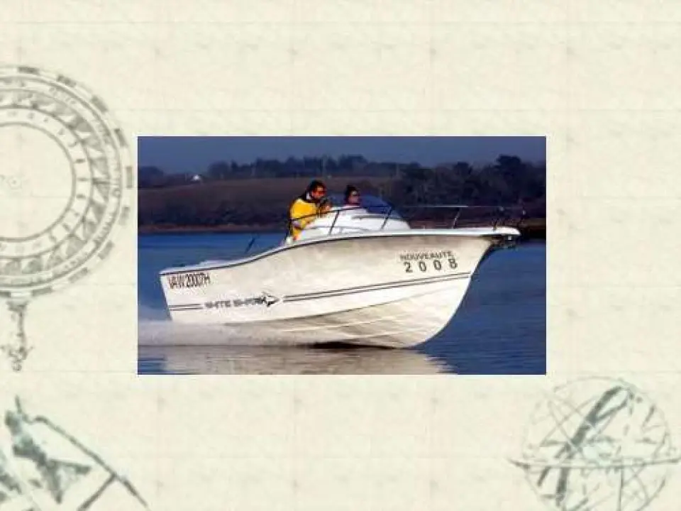 White Shark 228 · 2008