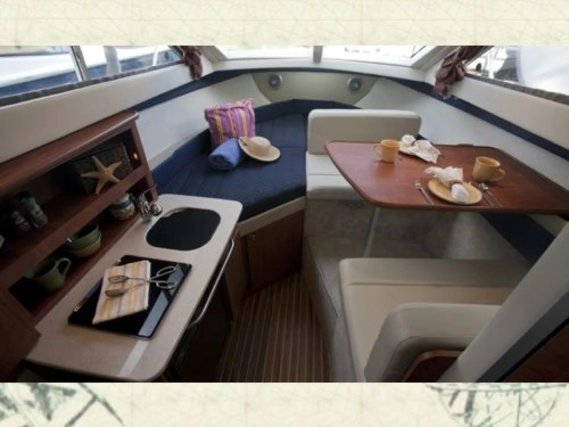 Bayliner 266 Cruiser Discovery — 3/4