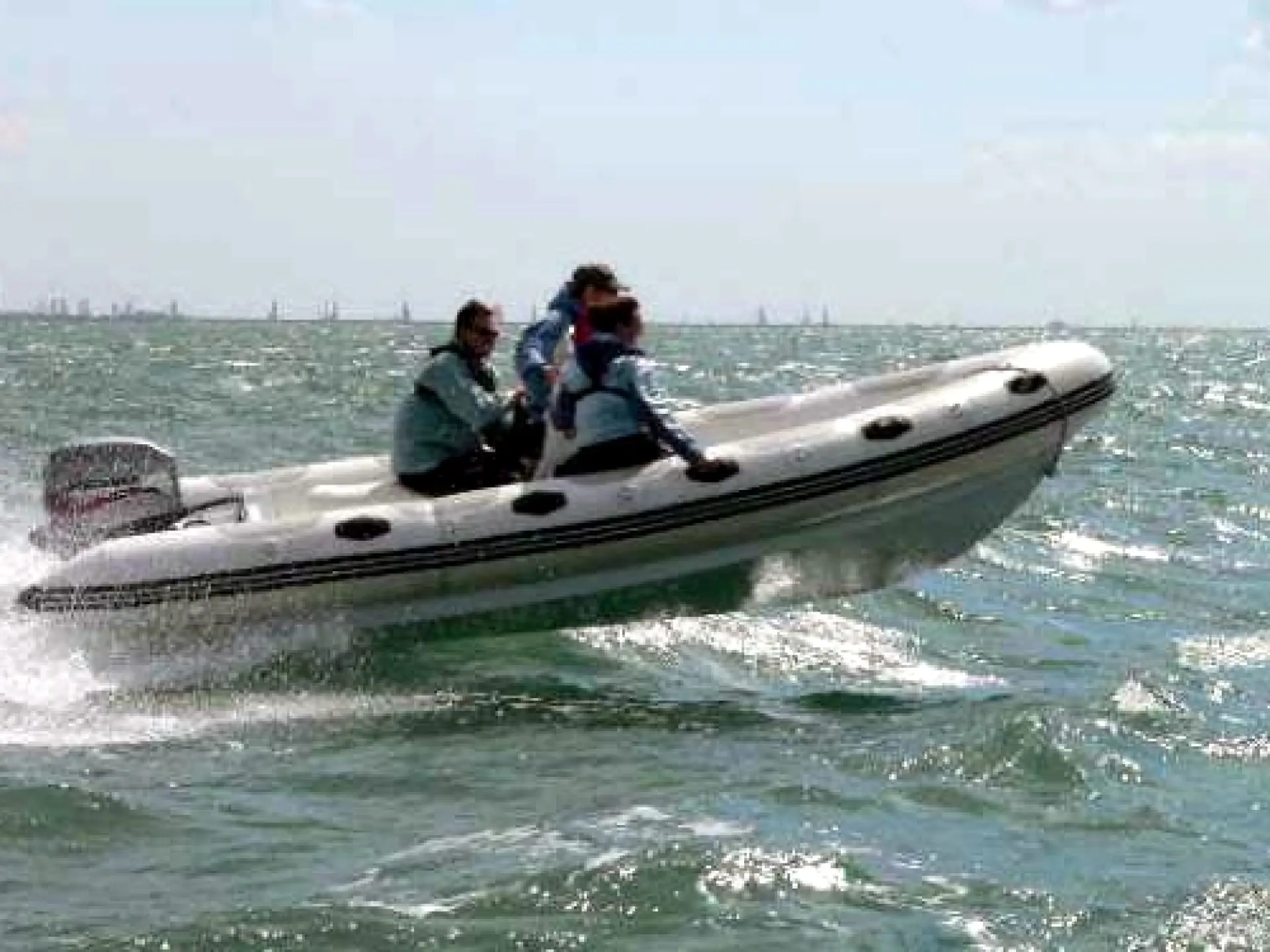 Atomix RHIB 500 CC — 2/12