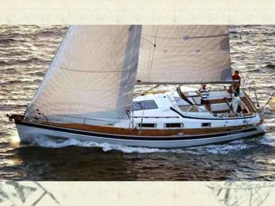 Hallberg Rassy 372 · 2008