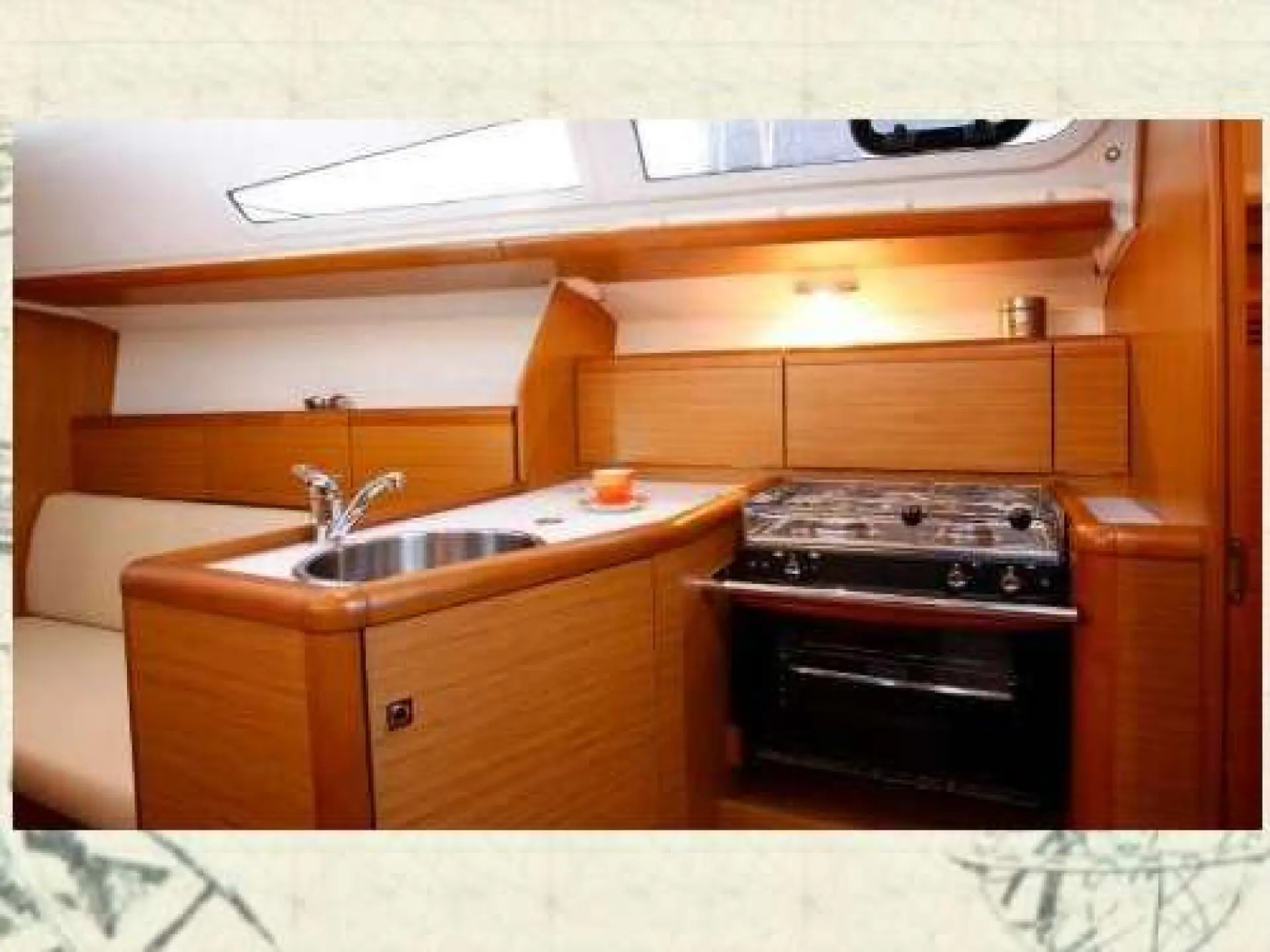 Sun Odyssey 33i — 12/19