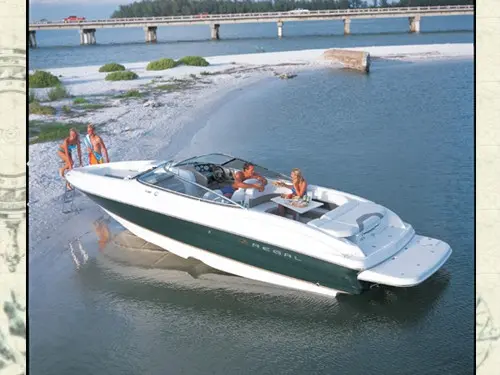 Regal 2600 Bowrider — 1/7