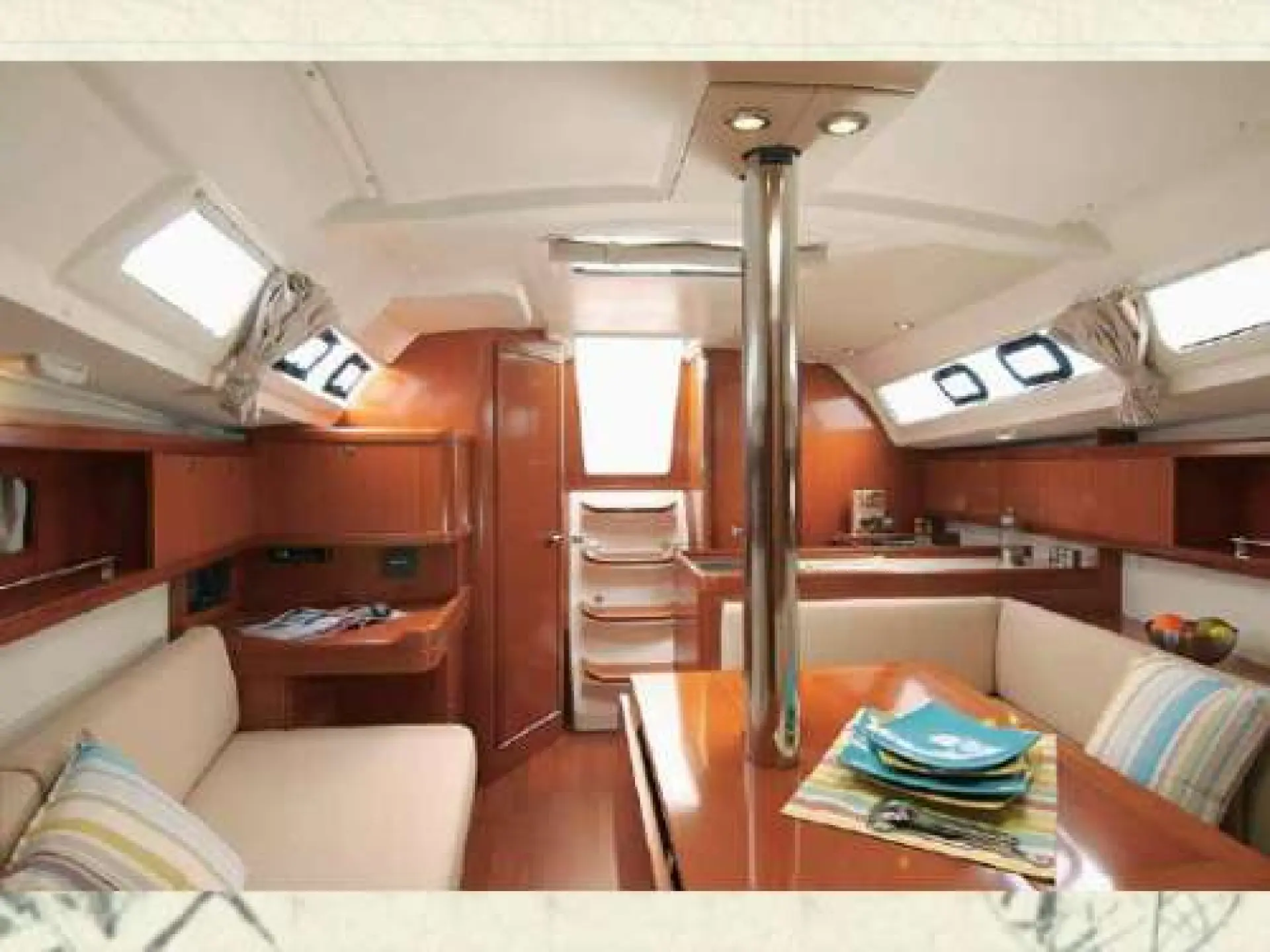 Oceanis 34 — 5/9