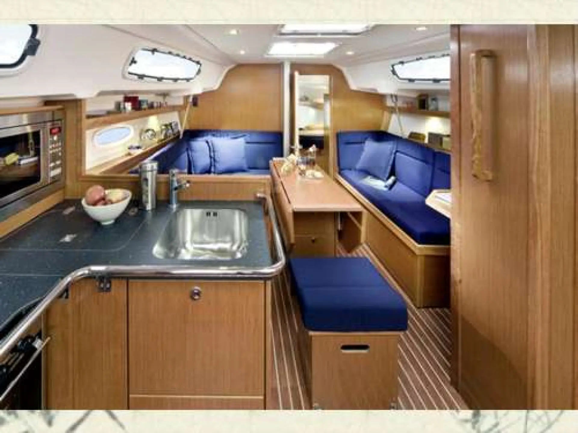 Bavaria 35 Cruiser — 5/9