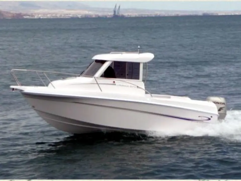 Javana 570 · 2009