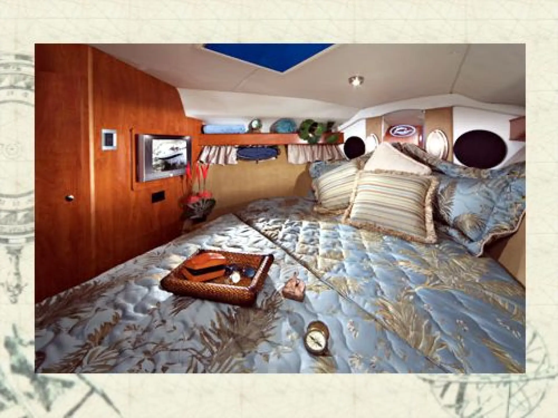 Rinker 380 Express Cruiser — 8/9