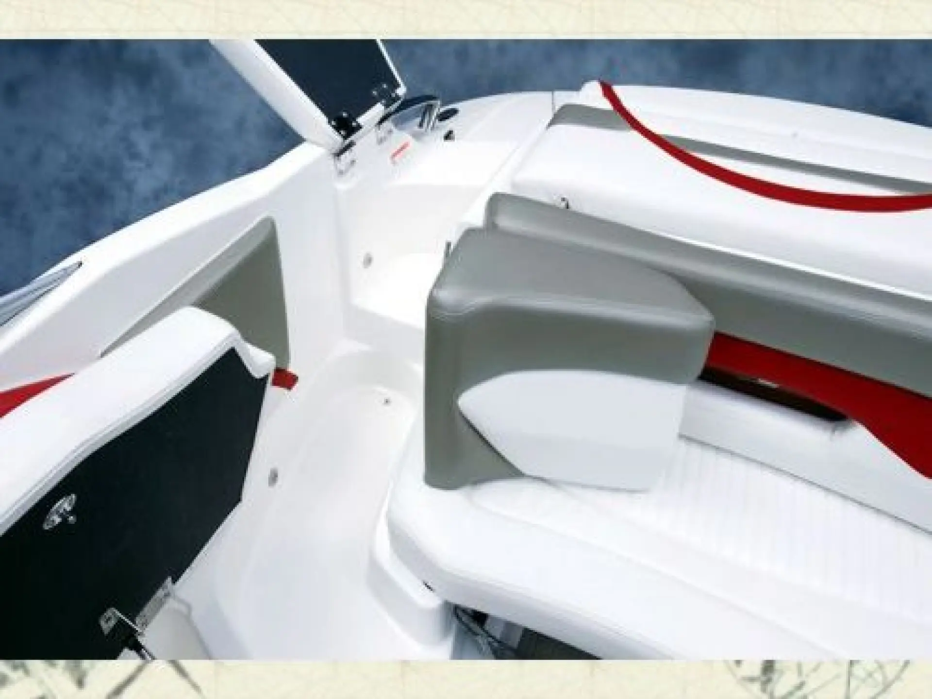 Glastron GLS 235 BR — 7/8