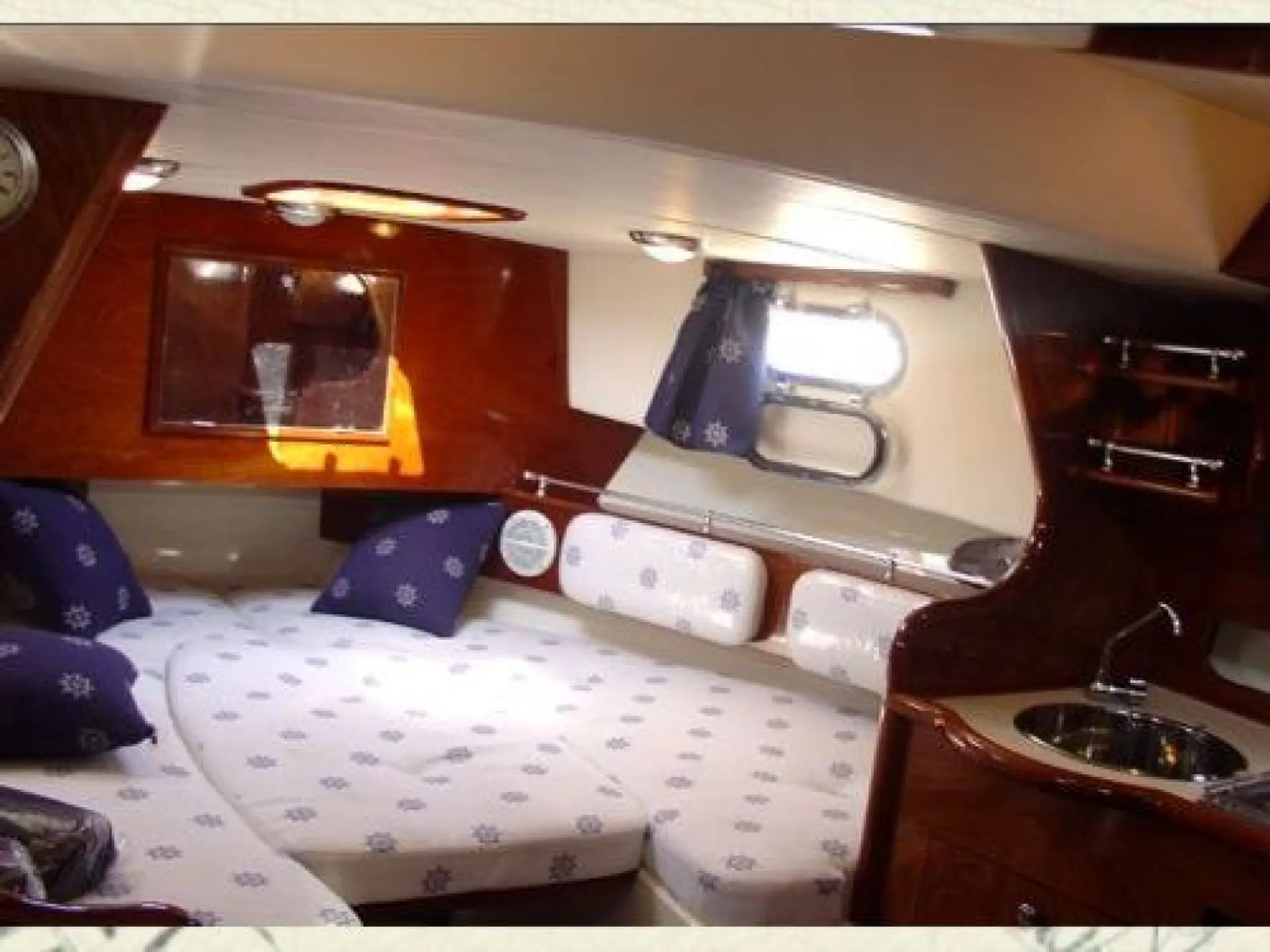 Positano Futura 28 Cabin — 9/9