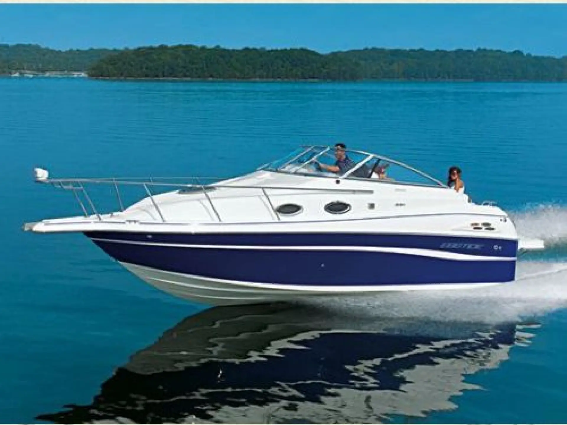 Ebbtide 2600 Mid-Cabin — 2/9