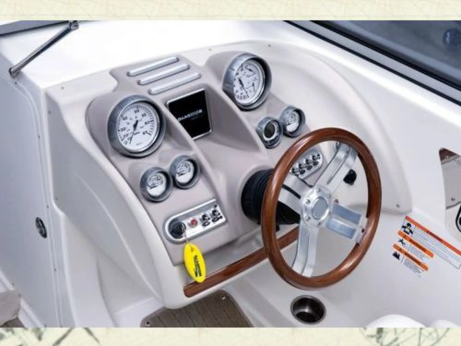 Glastron GLS 255 BR — 6/8