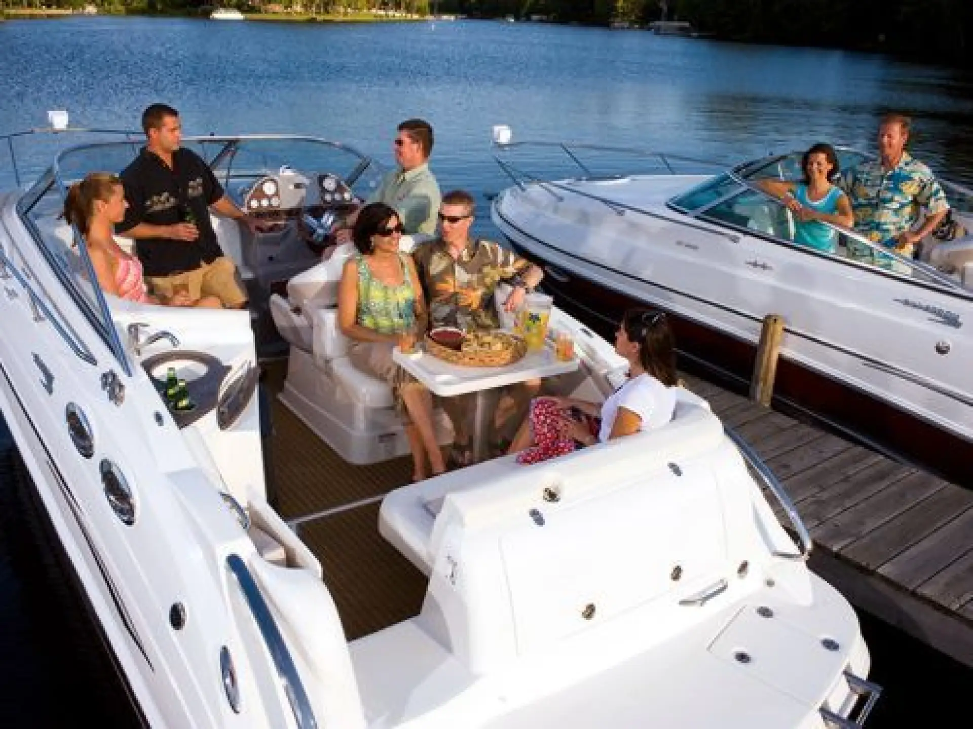 Glastron GS 289 Sport Cruiser — 2/7