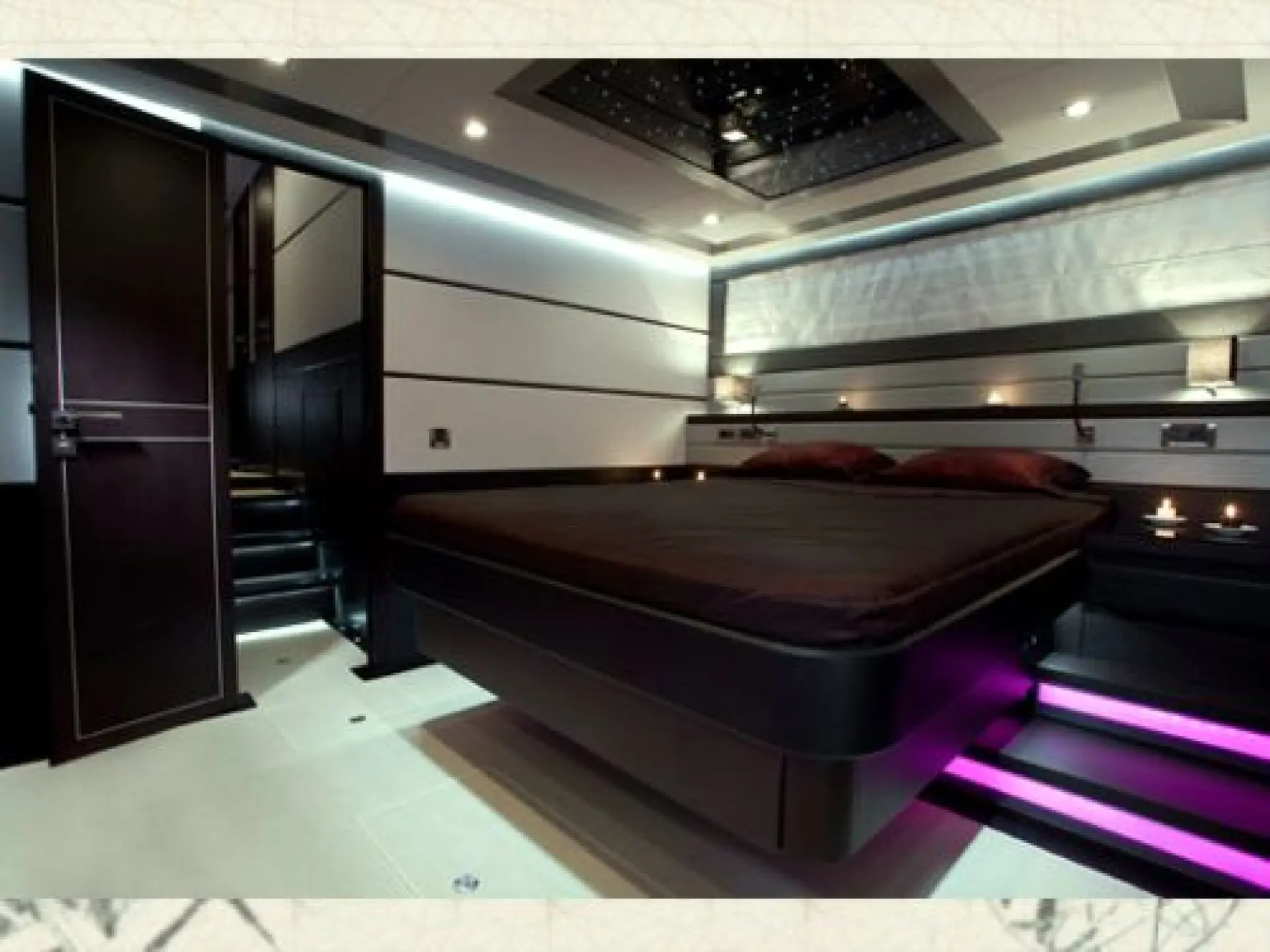 Galeon 700 Raptor — 18/23