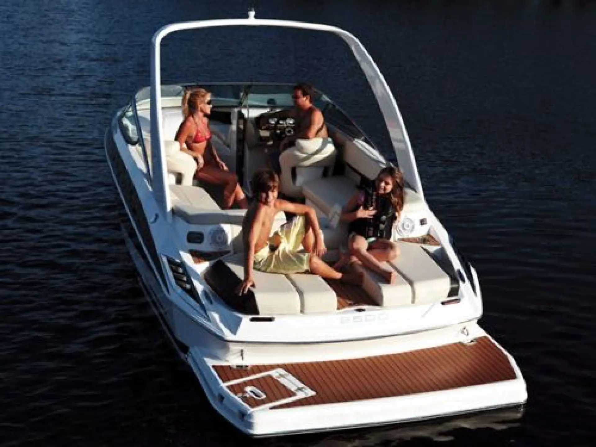 Regal 2500 Bowrider — 3/12