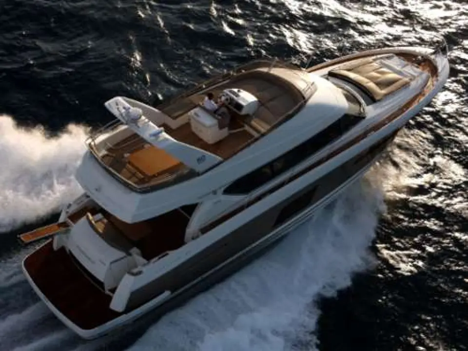 Prestige 60 · 2010