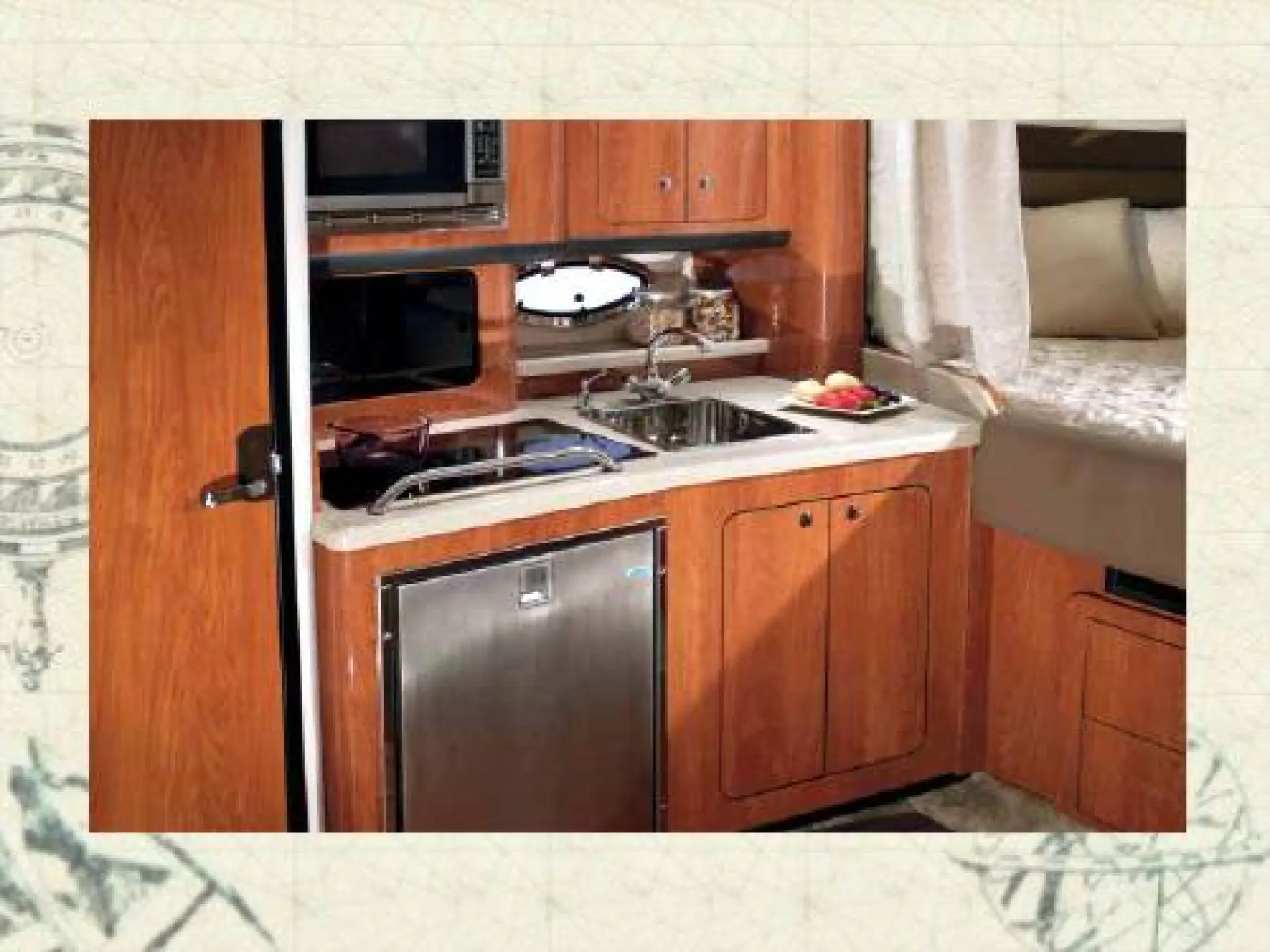 Crownline 320 CR — 4/5