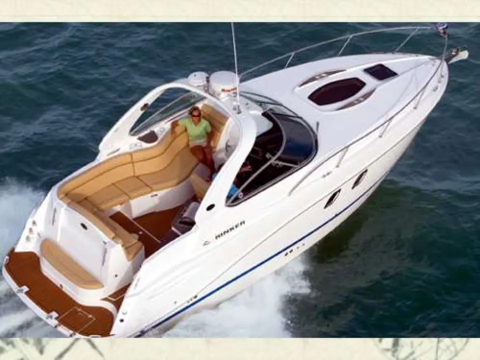 Rinker 310 Express Cruiser · 2010