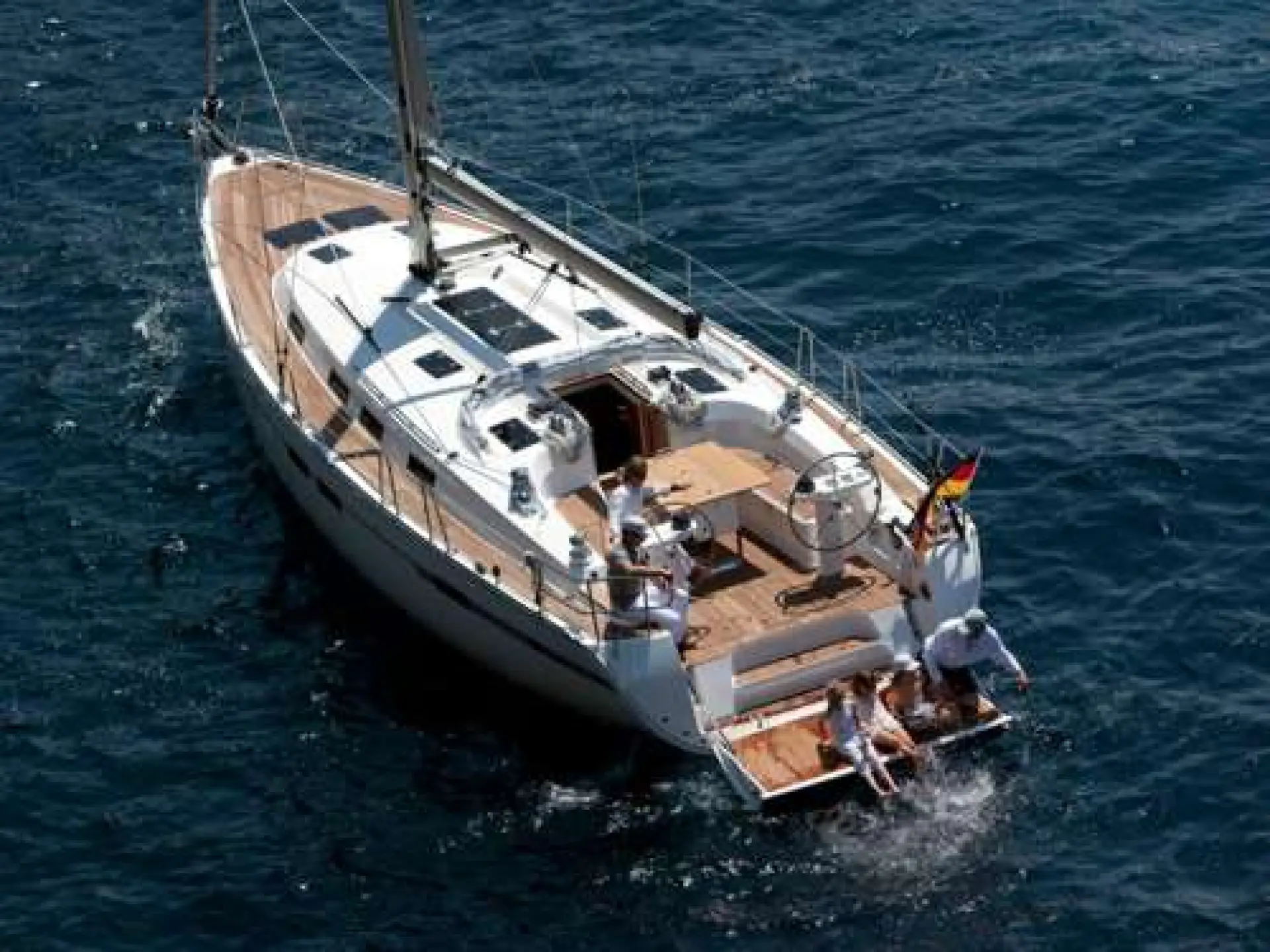 Bavaria 45 Cruiser — 9/28