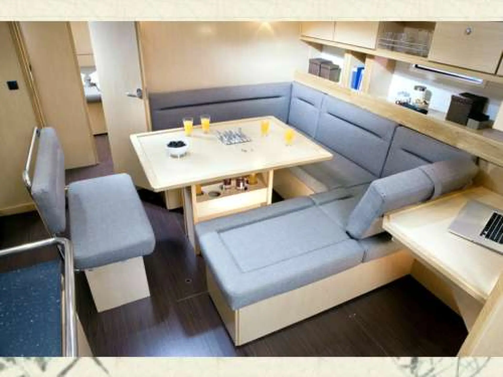 Bavaria 45 Cruiser — 15/28