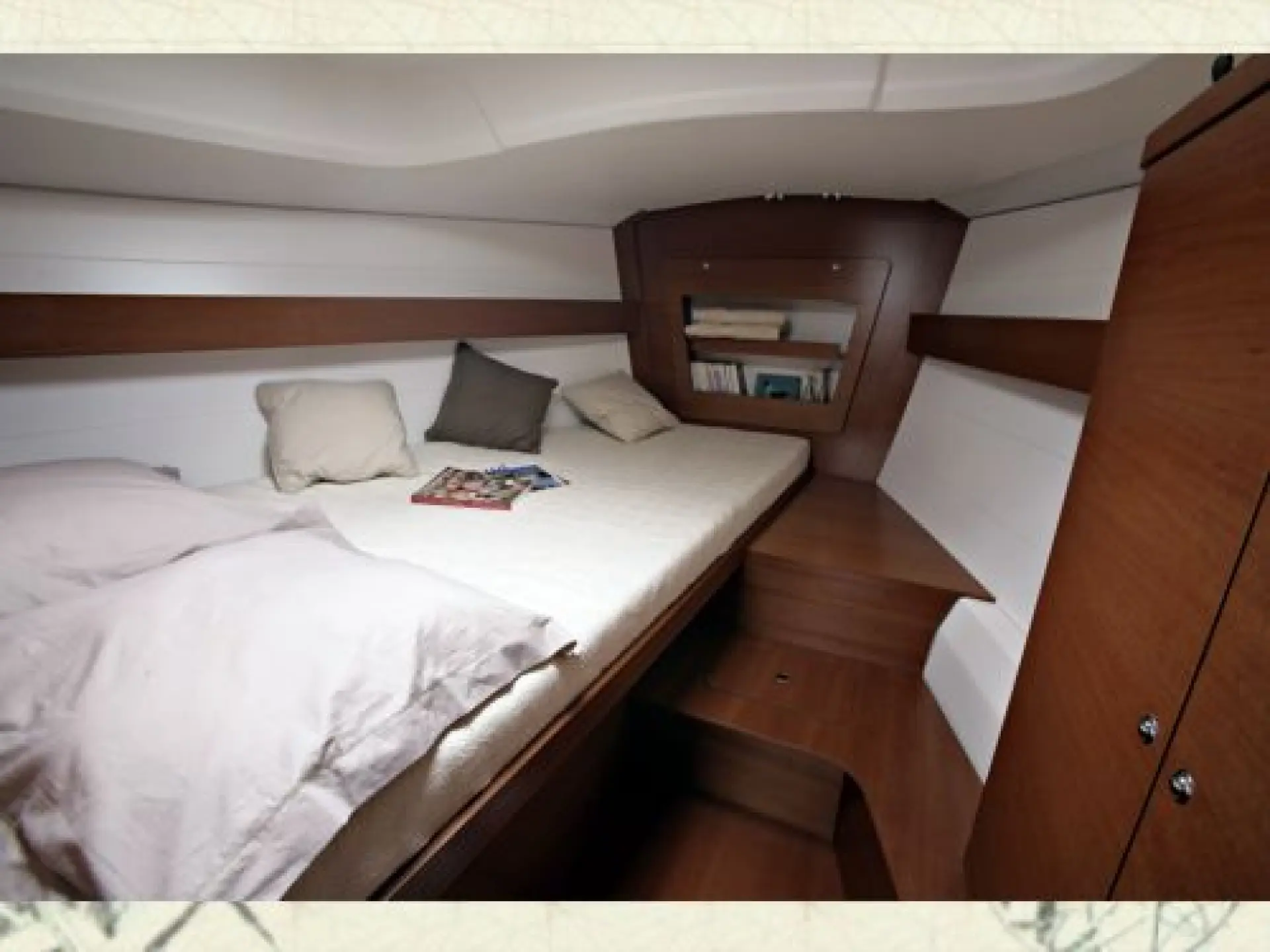 Dufour 375 Grand Large — 19/28