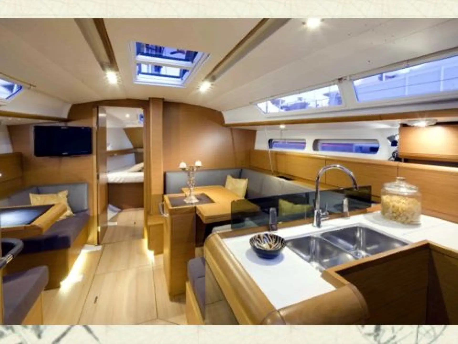 Sun Odyssey 409 — 14/27