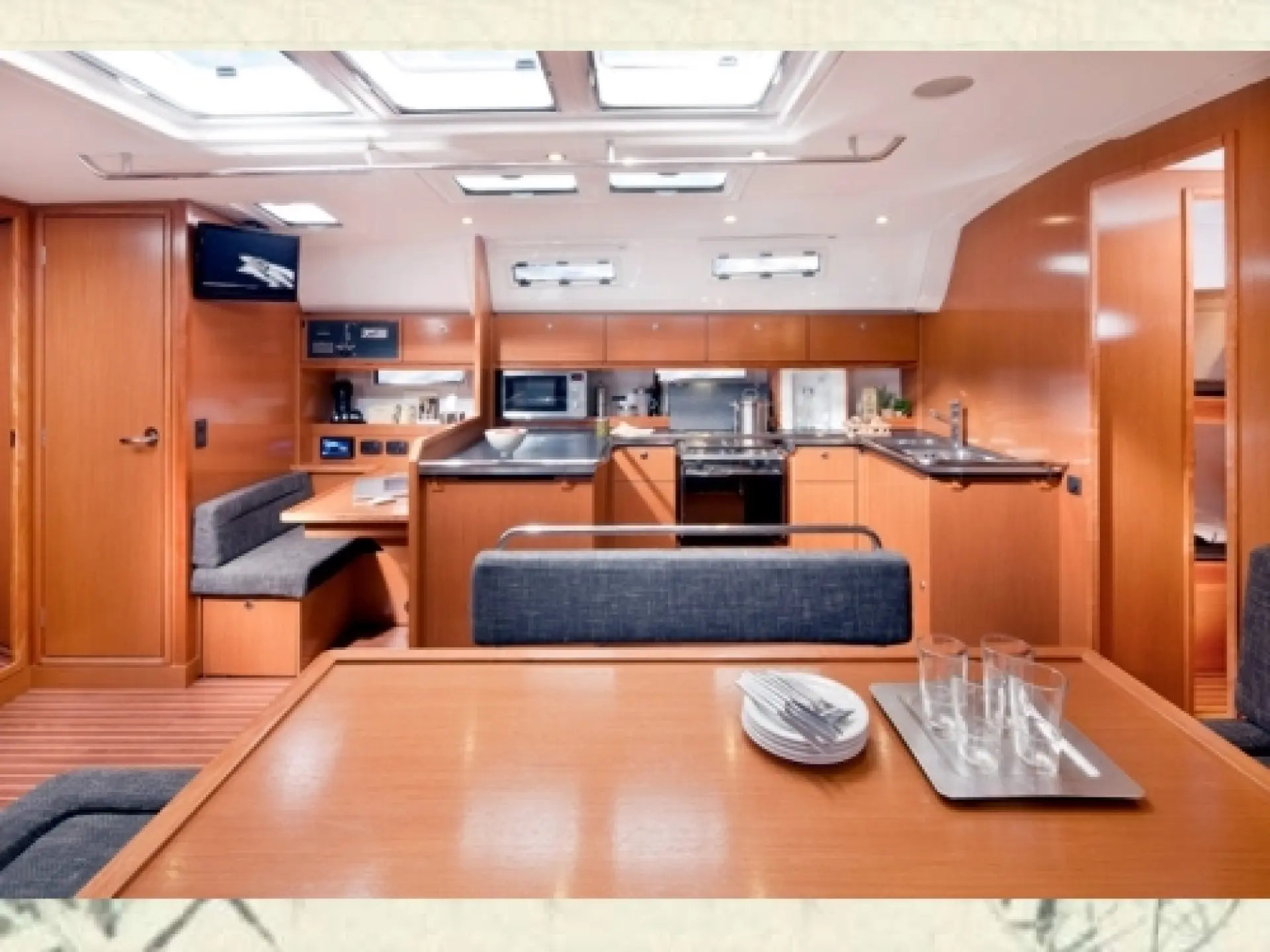 Bavaria 50 Cruiser — 15/28