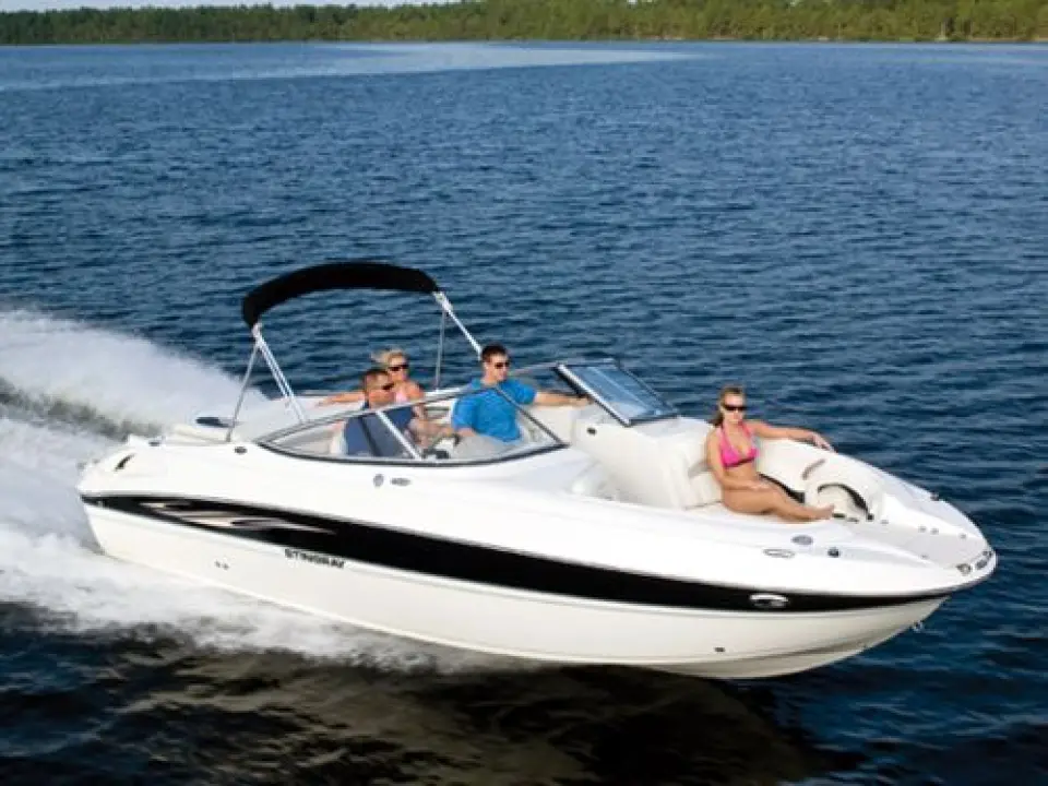 Stingray 235 LR
