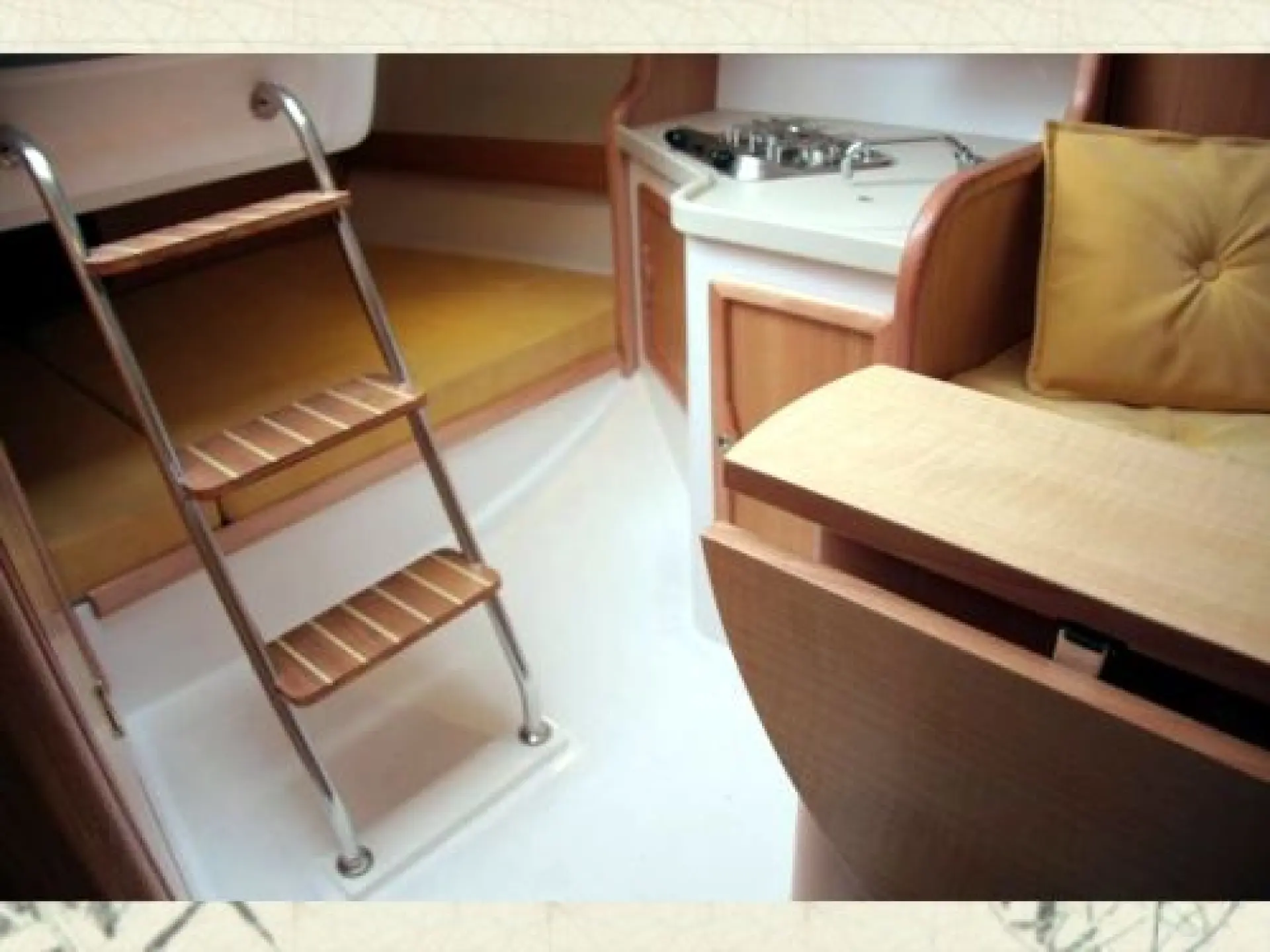 Maxus 24 — 35/41