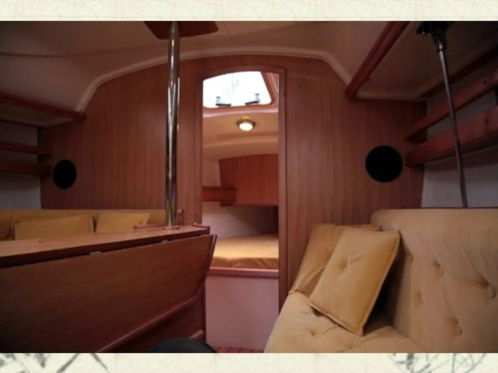 Maxus 33 — 28/34