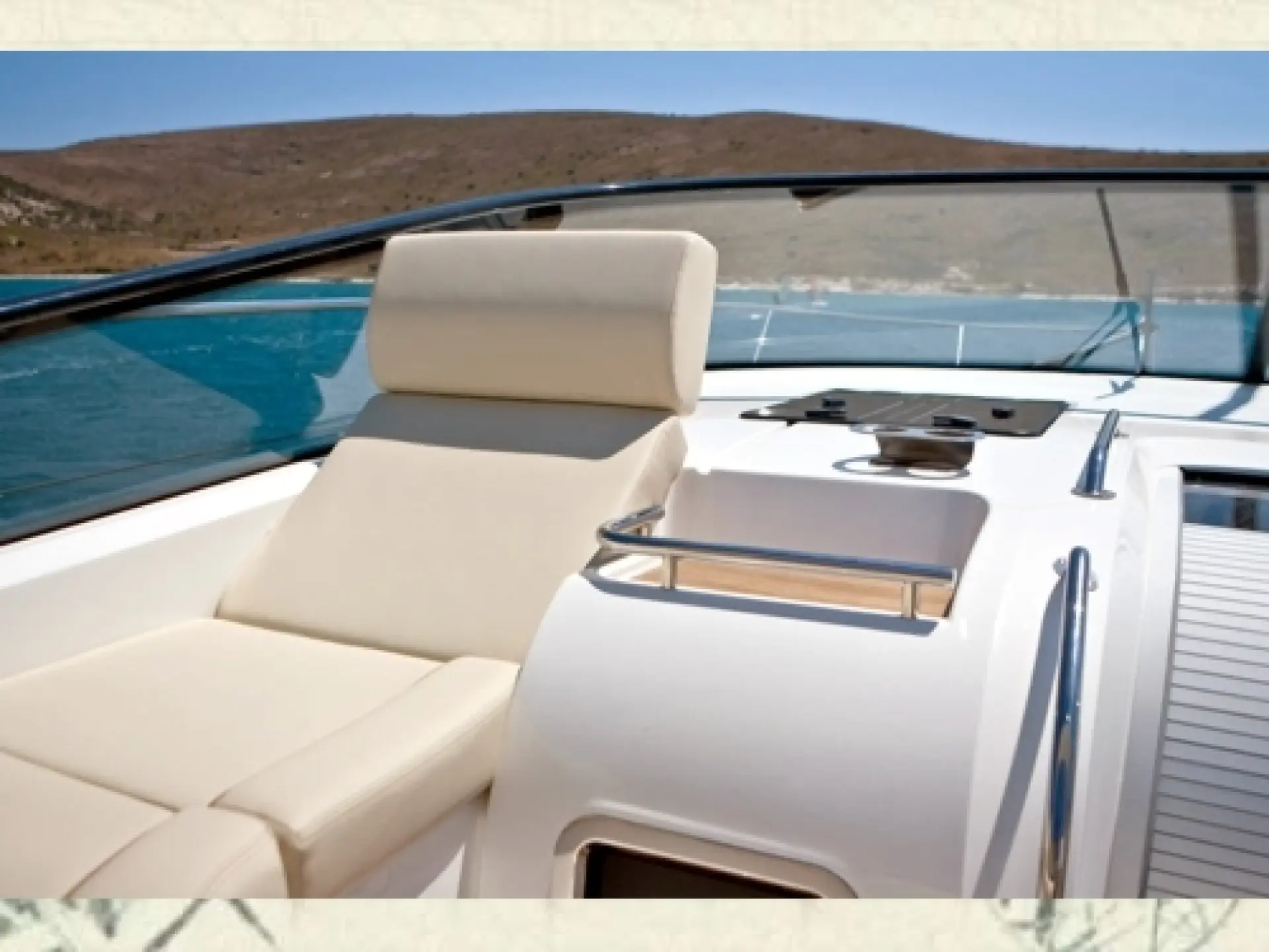 Bavaria 43 Sport — 12/32